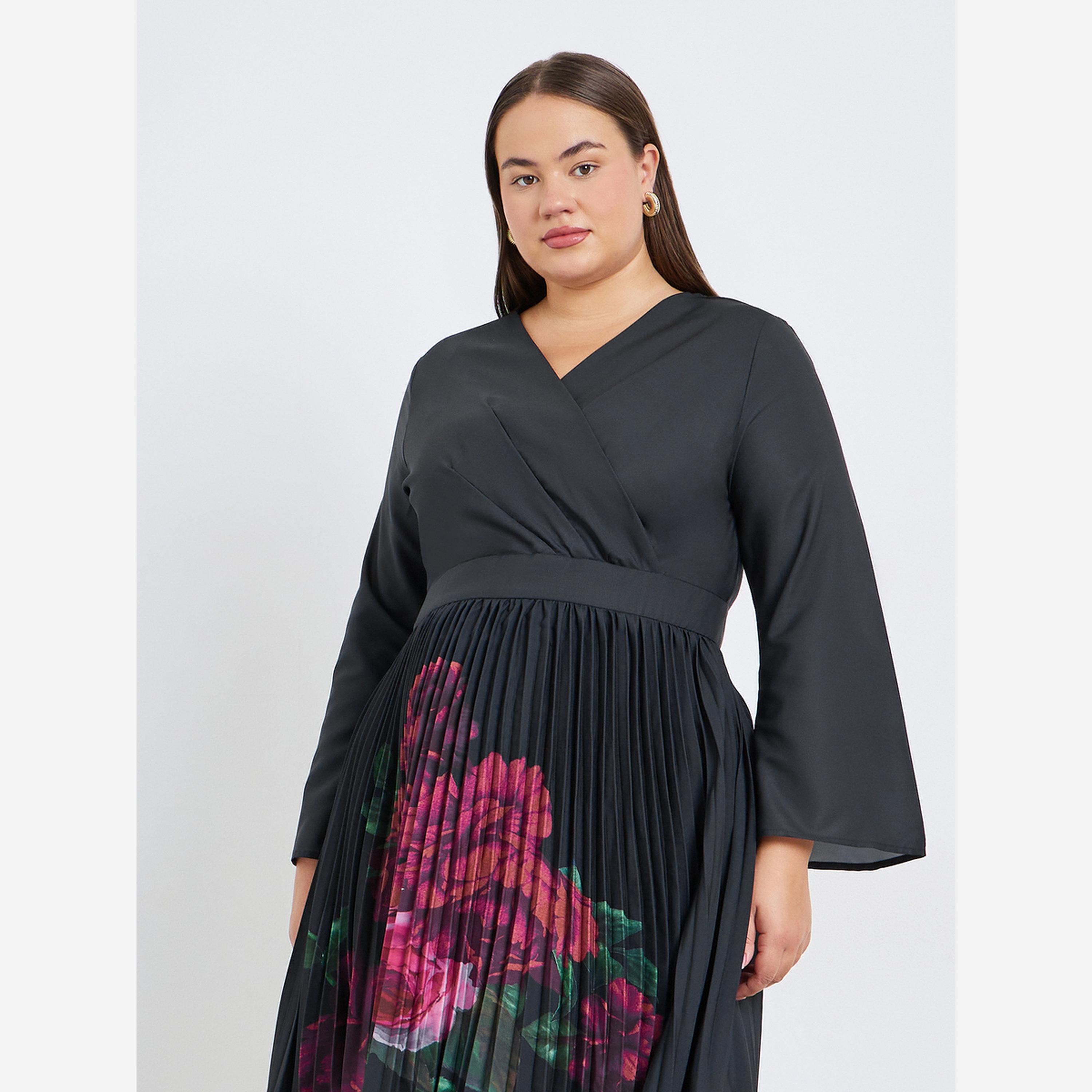 Styli Plus Size Floral Pleated Midi Dress-women-clothing-dresses-image-4
