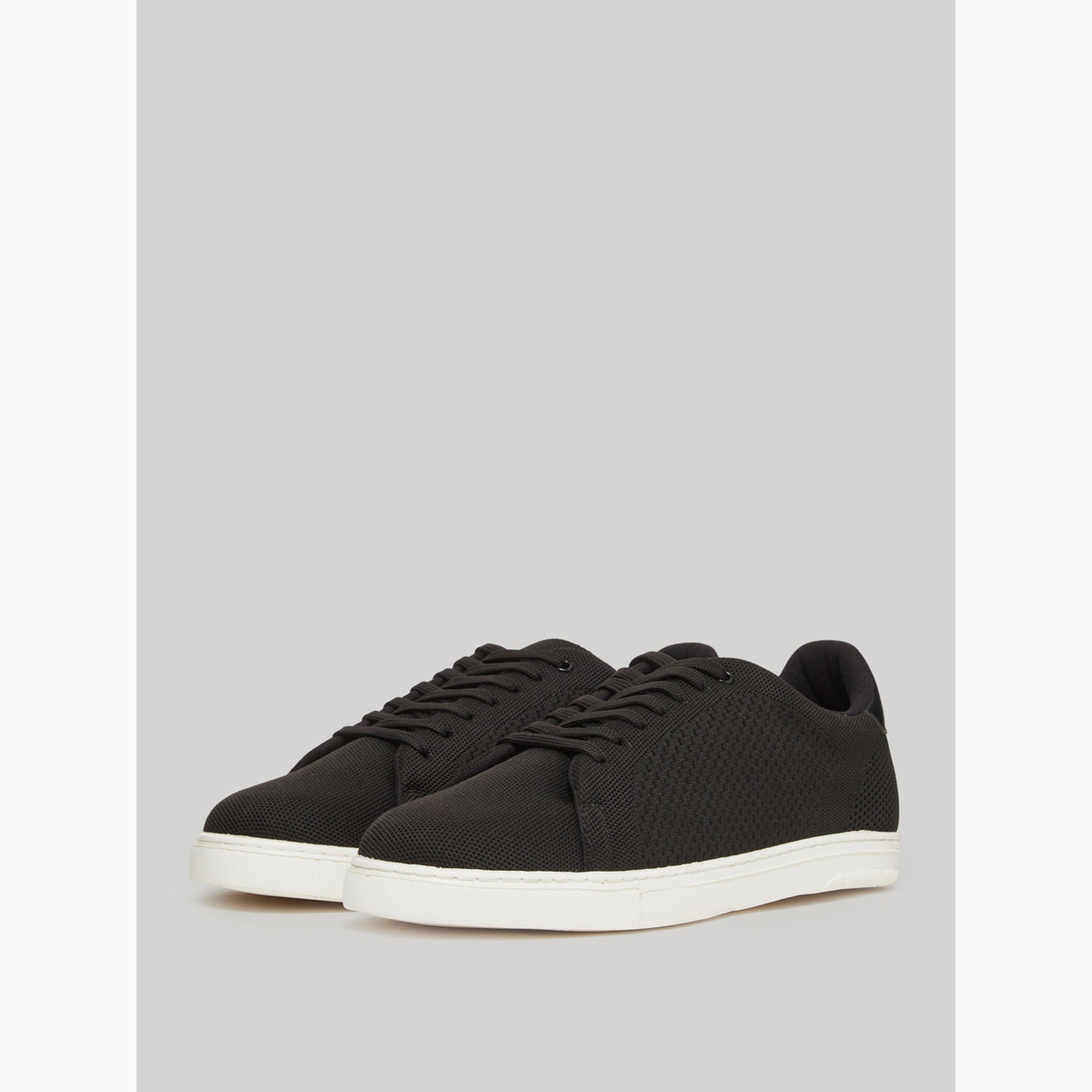 حذاء سنيكرز محبوك برباط-men-shoes-sneakers-image-1