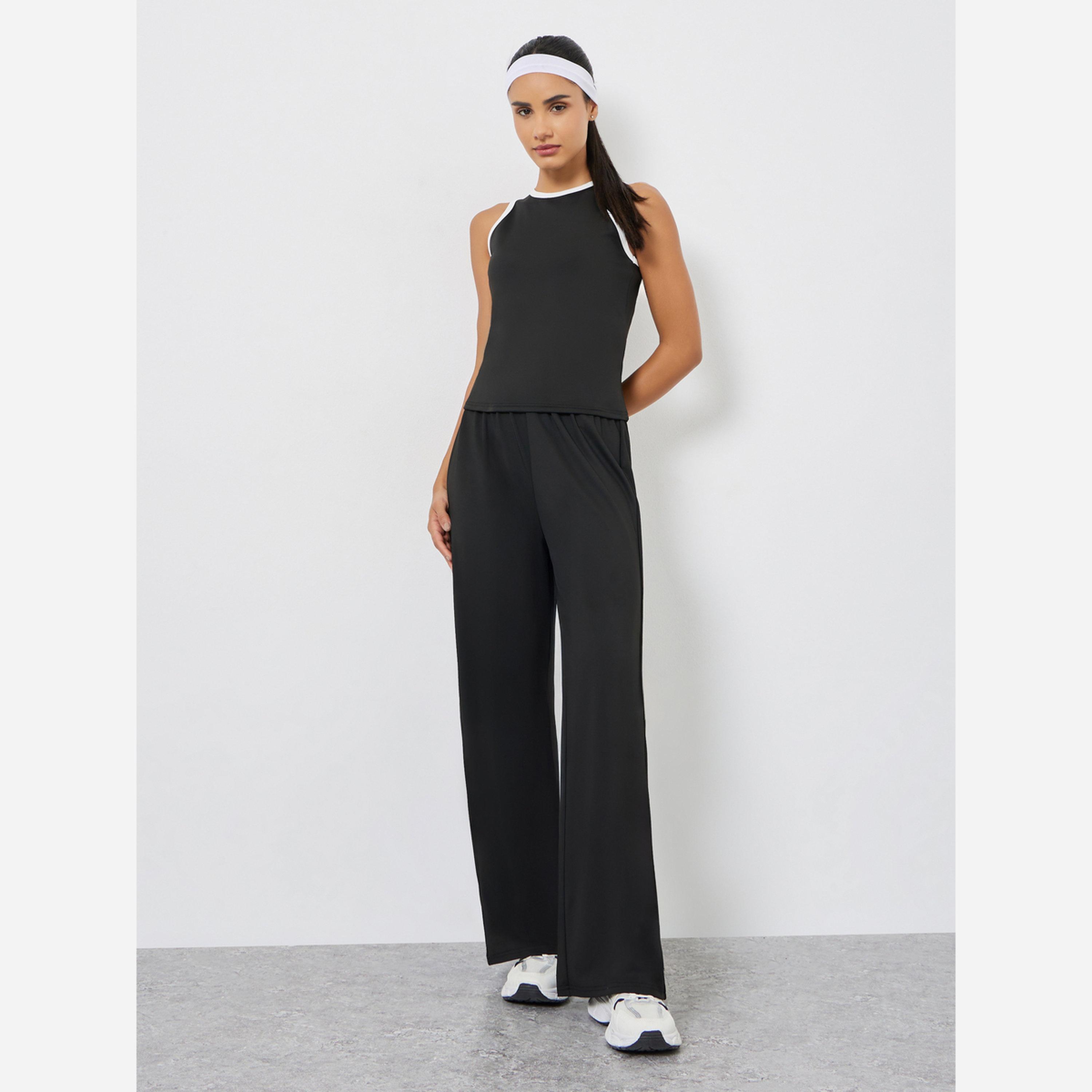 ستايلي - طقم مكون من بلوزة قصيرة بحزام لون مغاير وبنطال مقاس واسع مستقيم-women-clothing-sportswearandactivewear-trackpantsandtracksuits-image-1