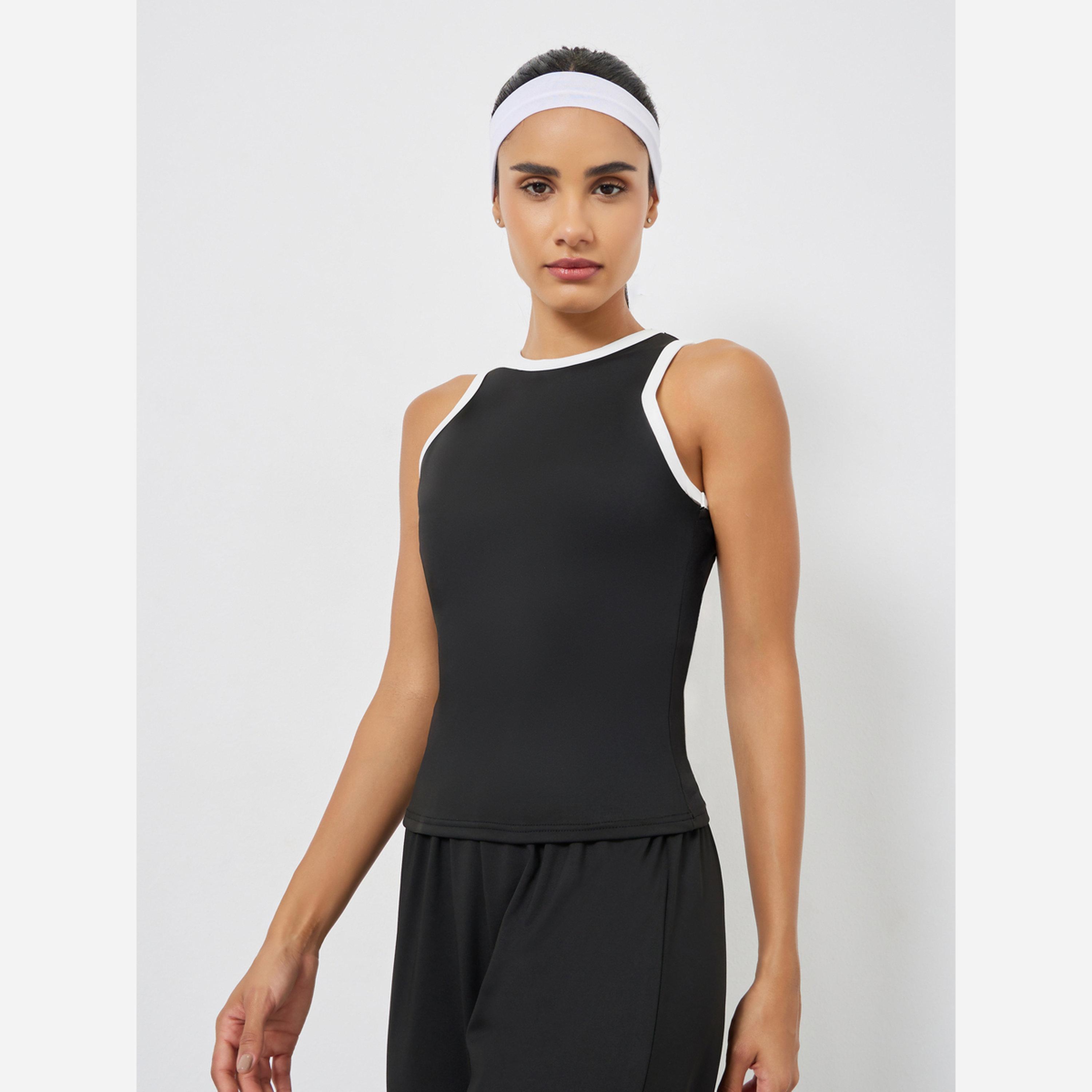 ستايلي - طقم مكون من بلوزة قصيرة بحزام لون مغاير وبنطال مقاس واسع مستقيم-women-clothing-sportswearandactivewear-trackpantsandtracksuits-image-3