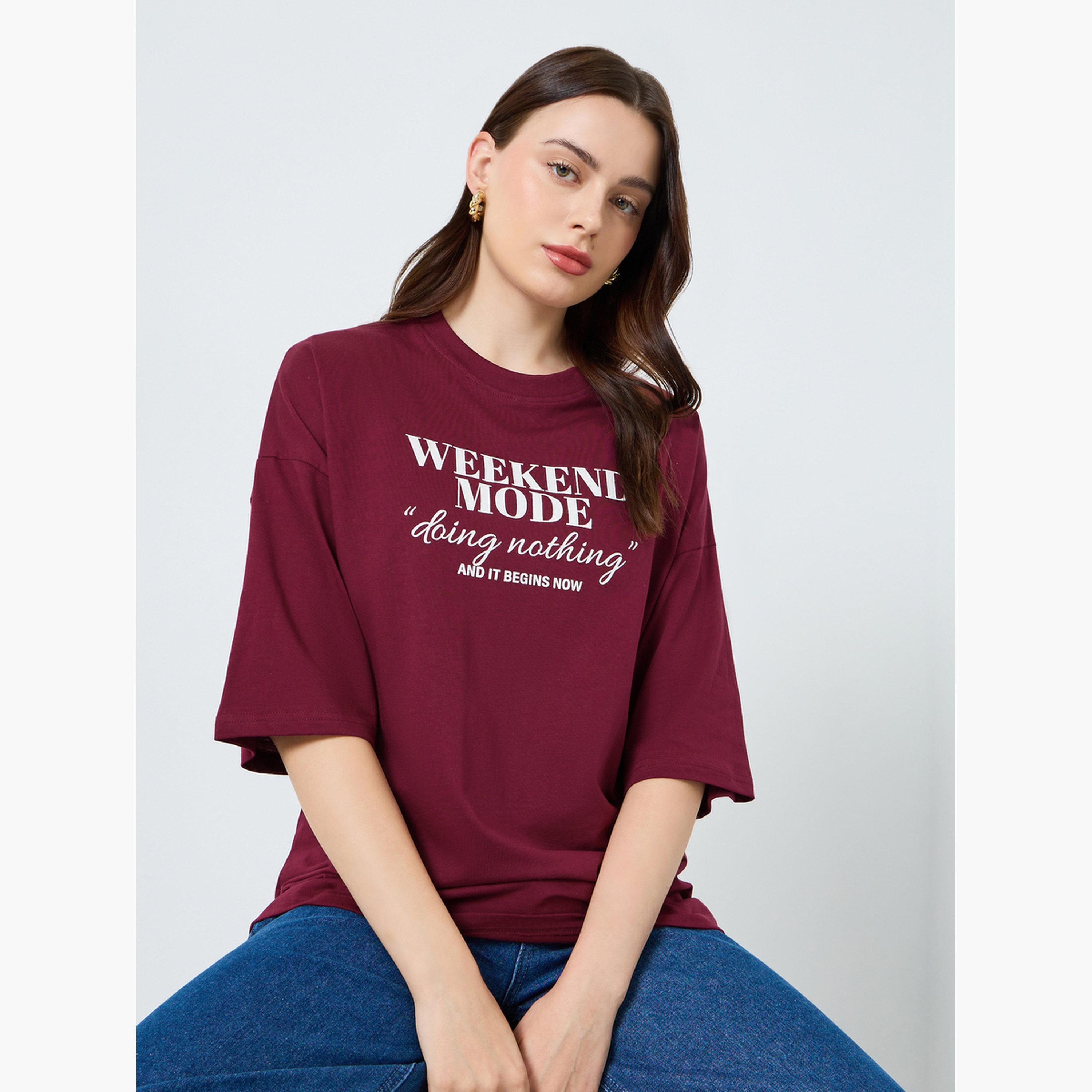 تيشيرت بطبعة شعار-women-clothing-tshirts-image-3