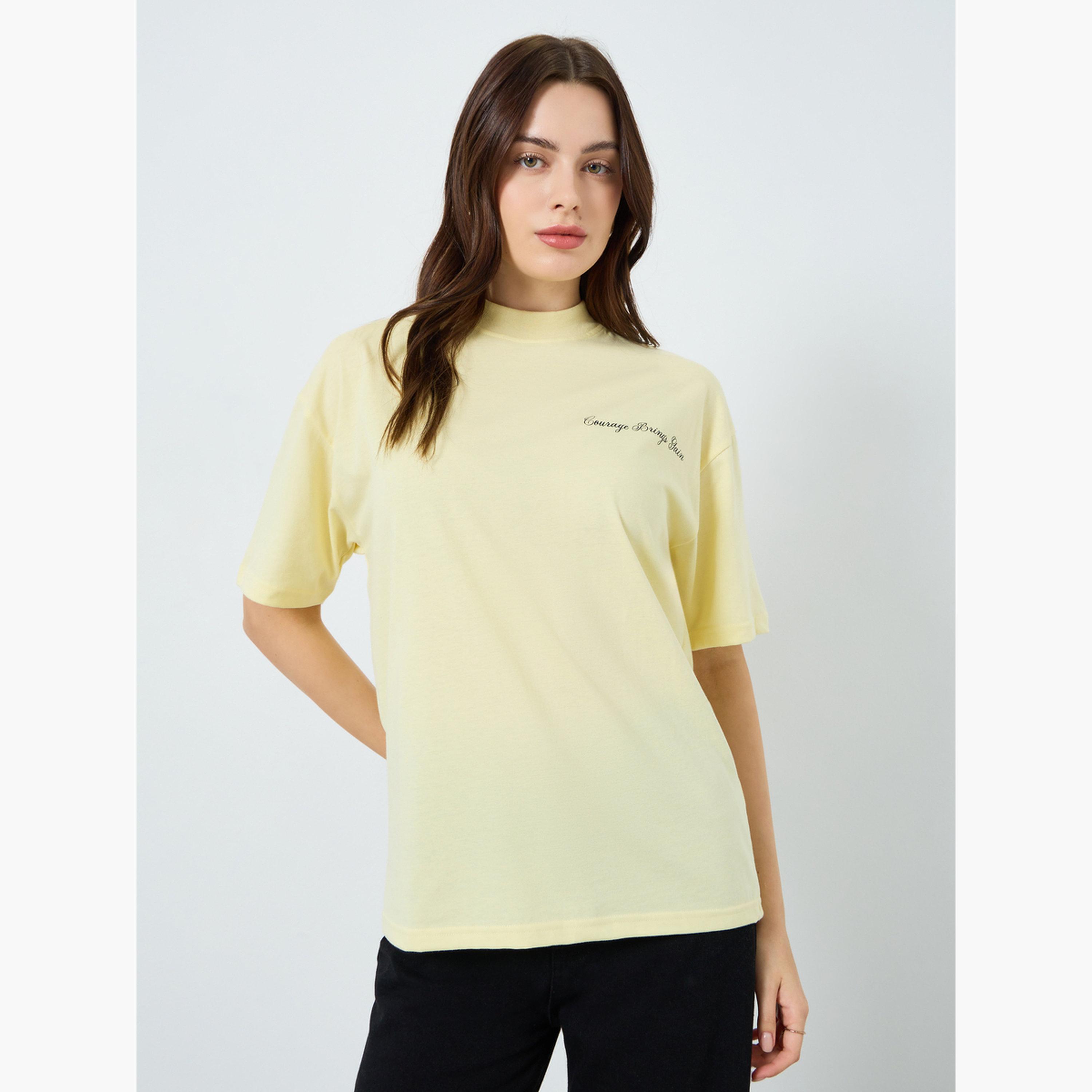 تيشيرت واسع بطبعة كتابة وأكمام قصيرة-women-clothing-tshirts-image-1