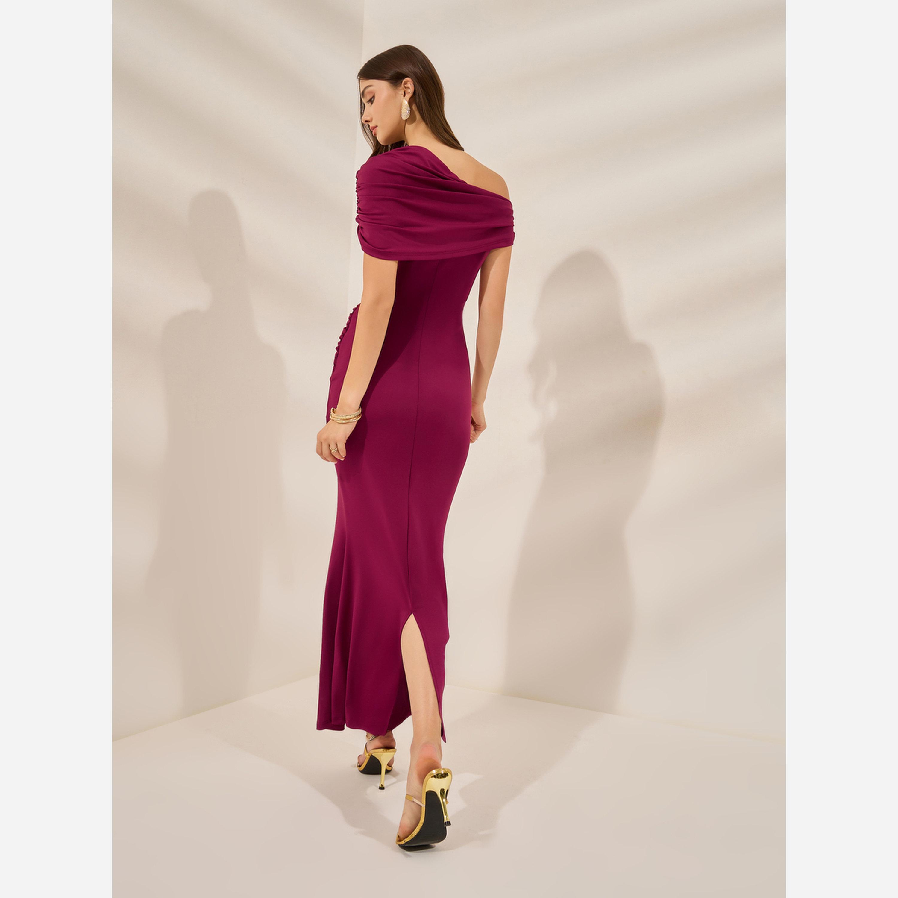 Styli Burgundy Pleated One Shoulder Bodycon Maxi Dress-women-clothing-dresses-image-3
