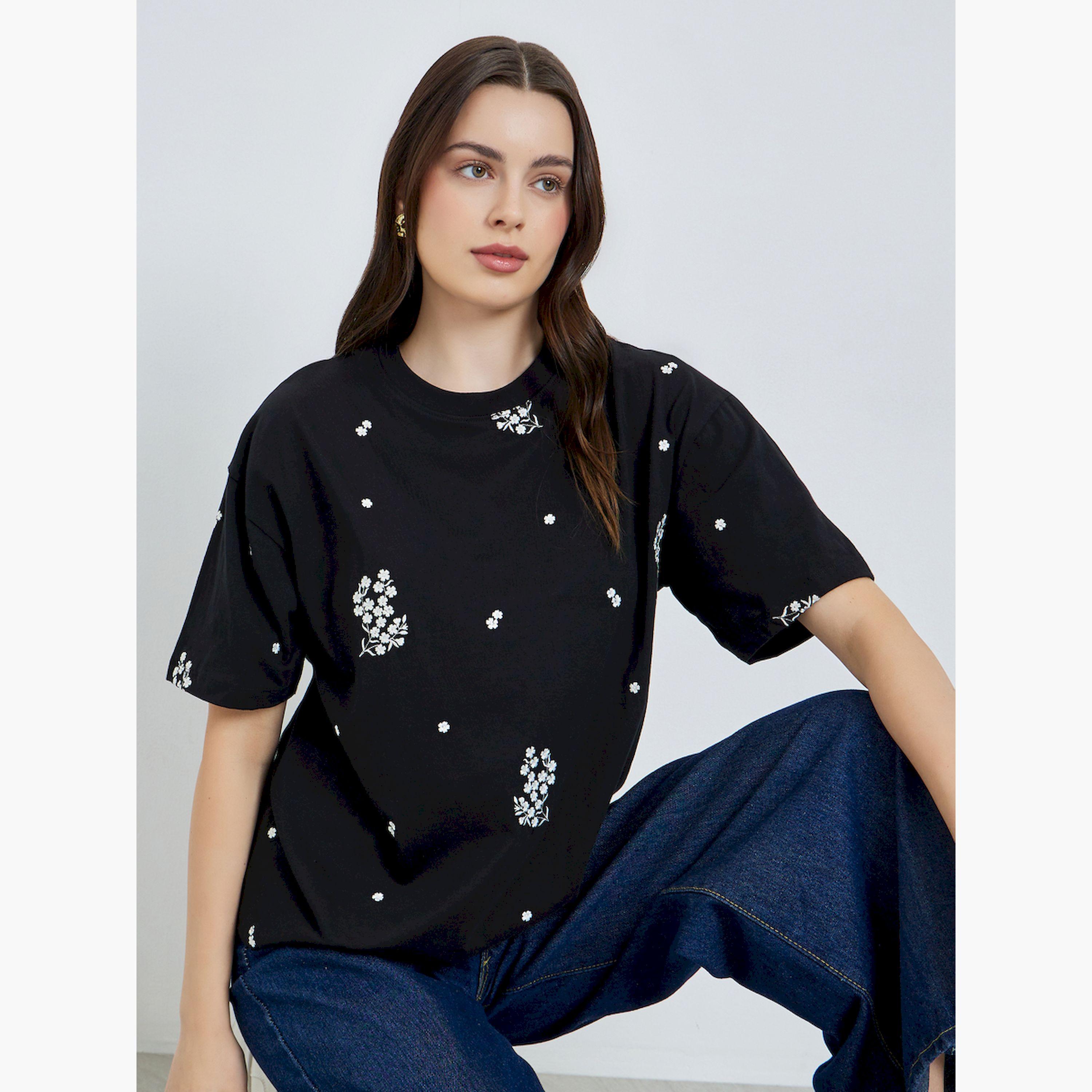 تيشيرت واسع مُطرّز بزهور مع أكمام قصيرة-women-clothing-tshirts-image-3