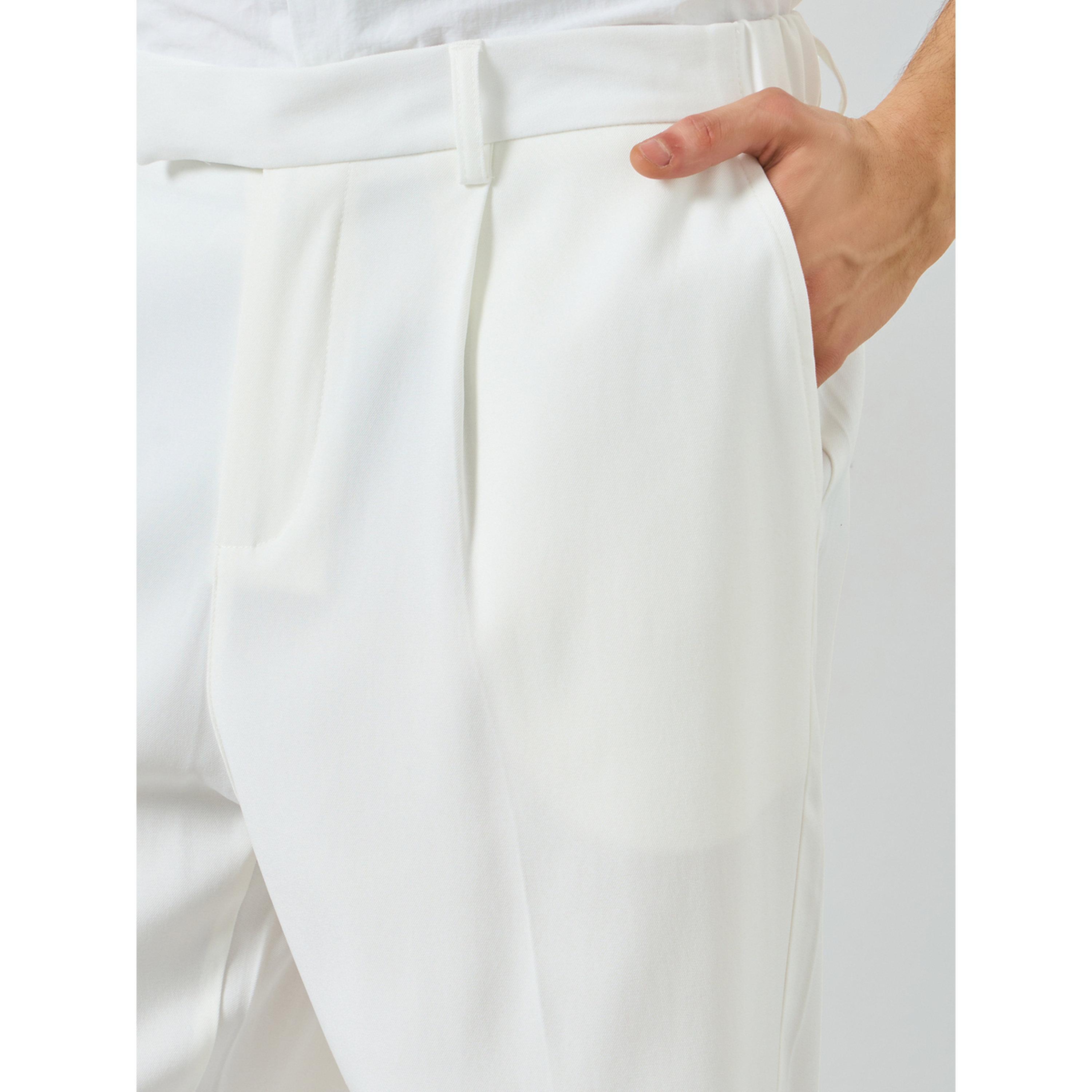 بنطال بأرجل مستقيمة وكسرات مع جيب مائل-men-clothing-bottoms-joggers-image-4