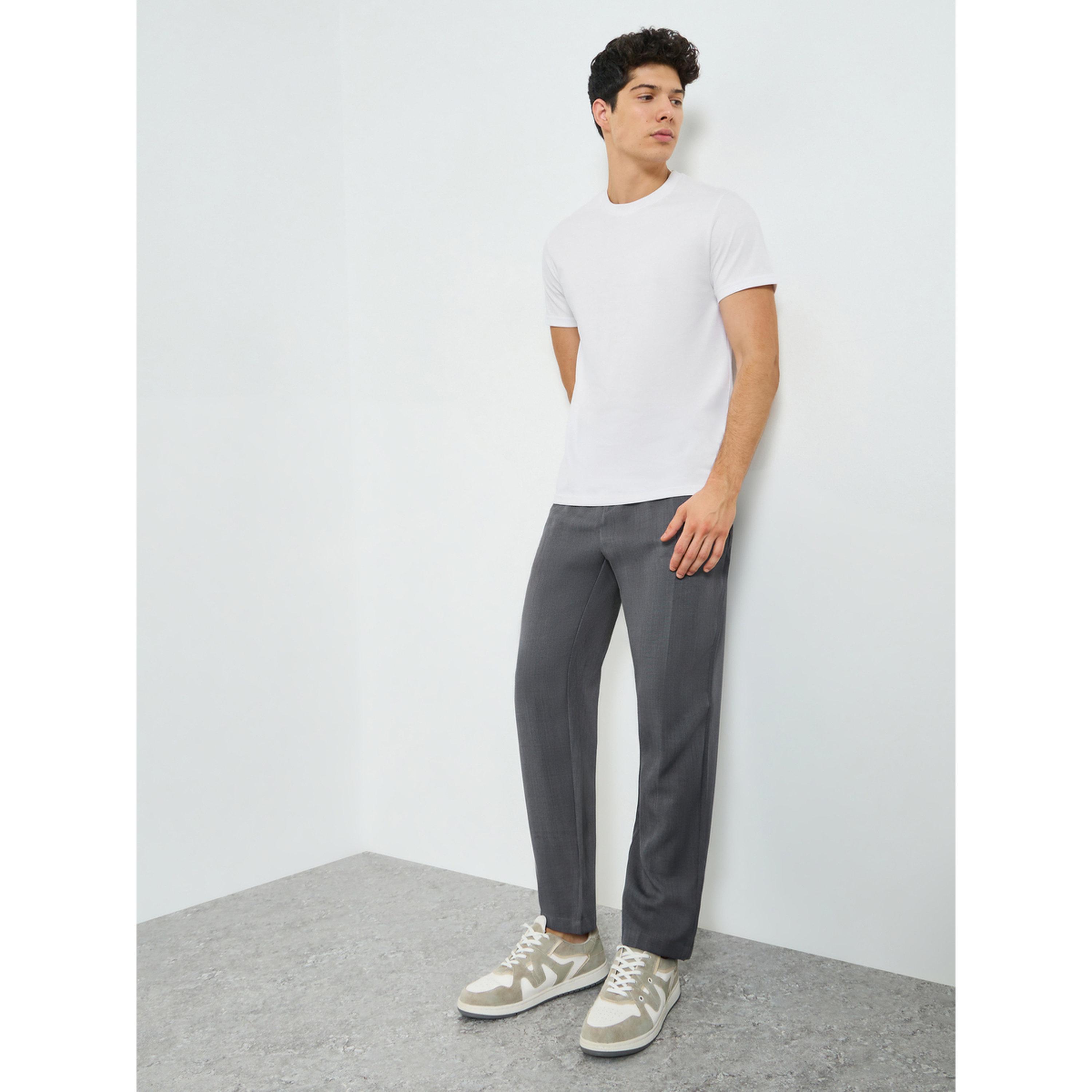 تيك تو × ستايلي - بنطال رجالي رمادي داكن بجيوب مائلة وساق مستقيمة-men-clothing-bottoms-joggers-image-2