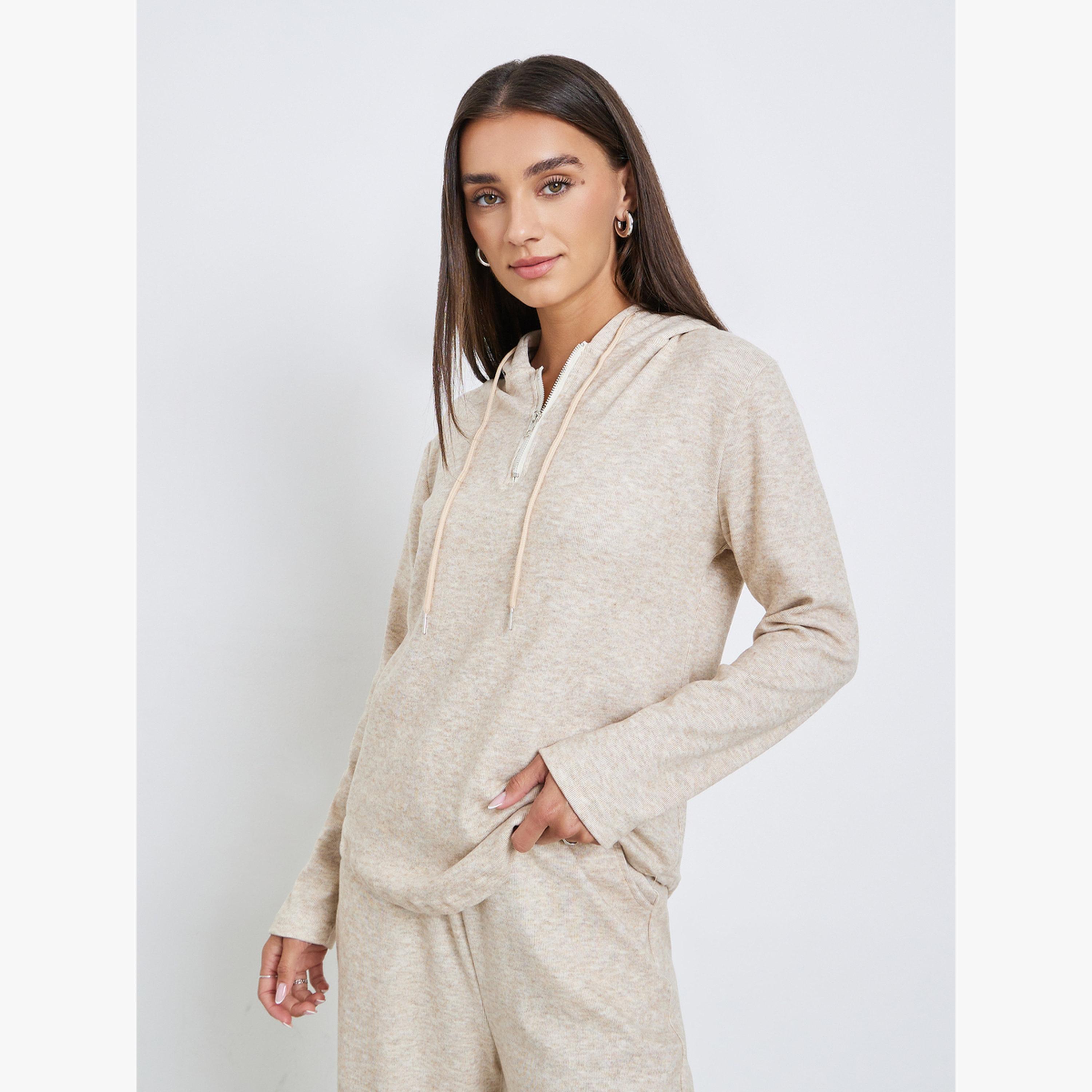 طقم منسق من بلوزة بقبعة وبنطال-women-clothing-coordsets-image-3