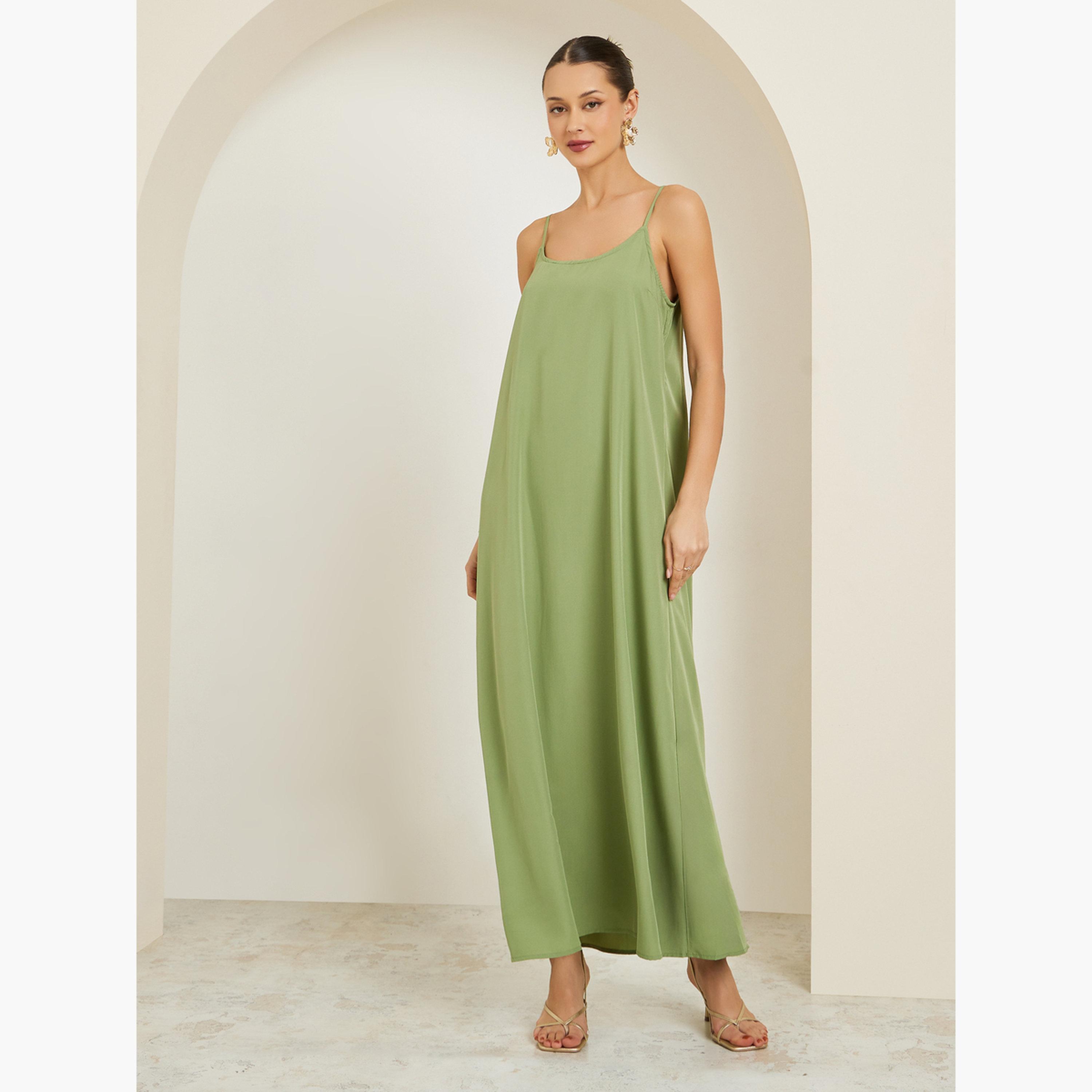 Styli Women Green Embellished Textured Kaftan-women-arabicclothing-kaftan-image-6