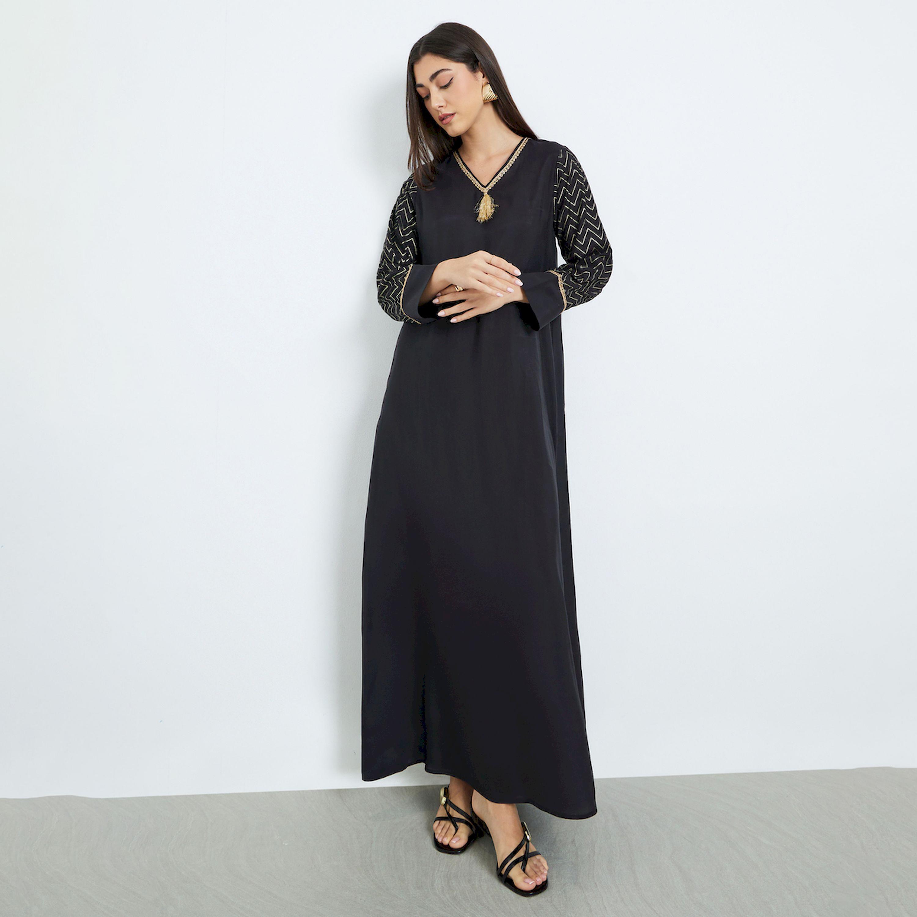 Styli Black Foil Print V-Neck A-Line Jalabiya-women-arabicclothing-jalabiyas-image-1