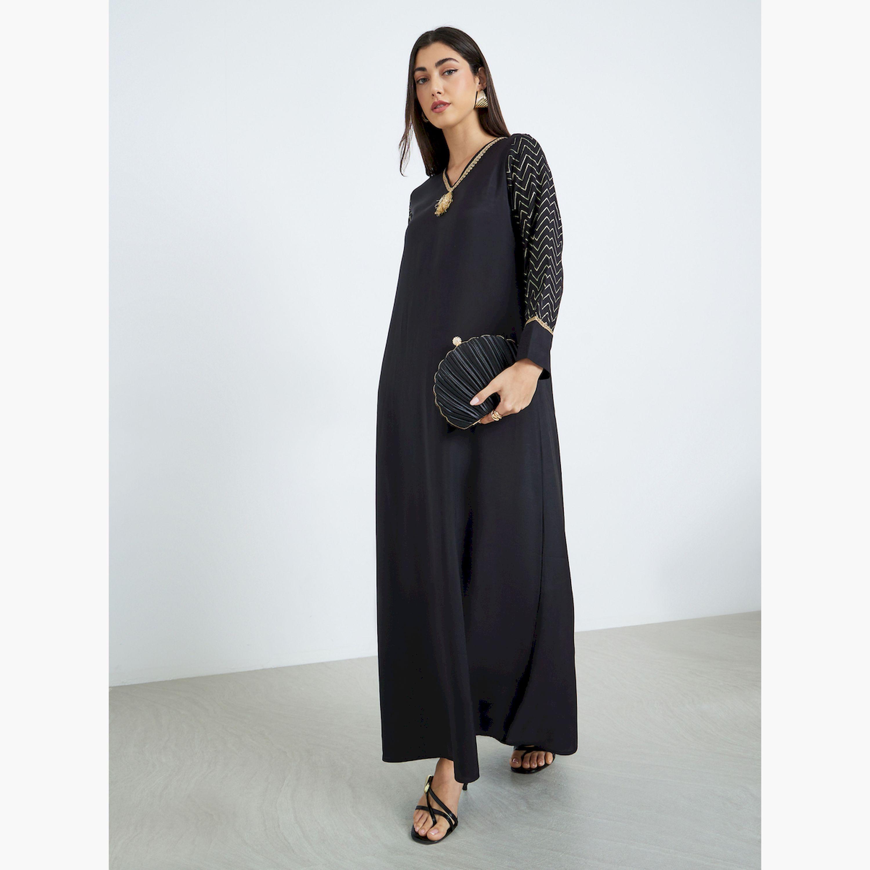Styli Black Foil Print V-Neck A-Line Jalabiya-women-arabicclothing-jalabiyas-image-3