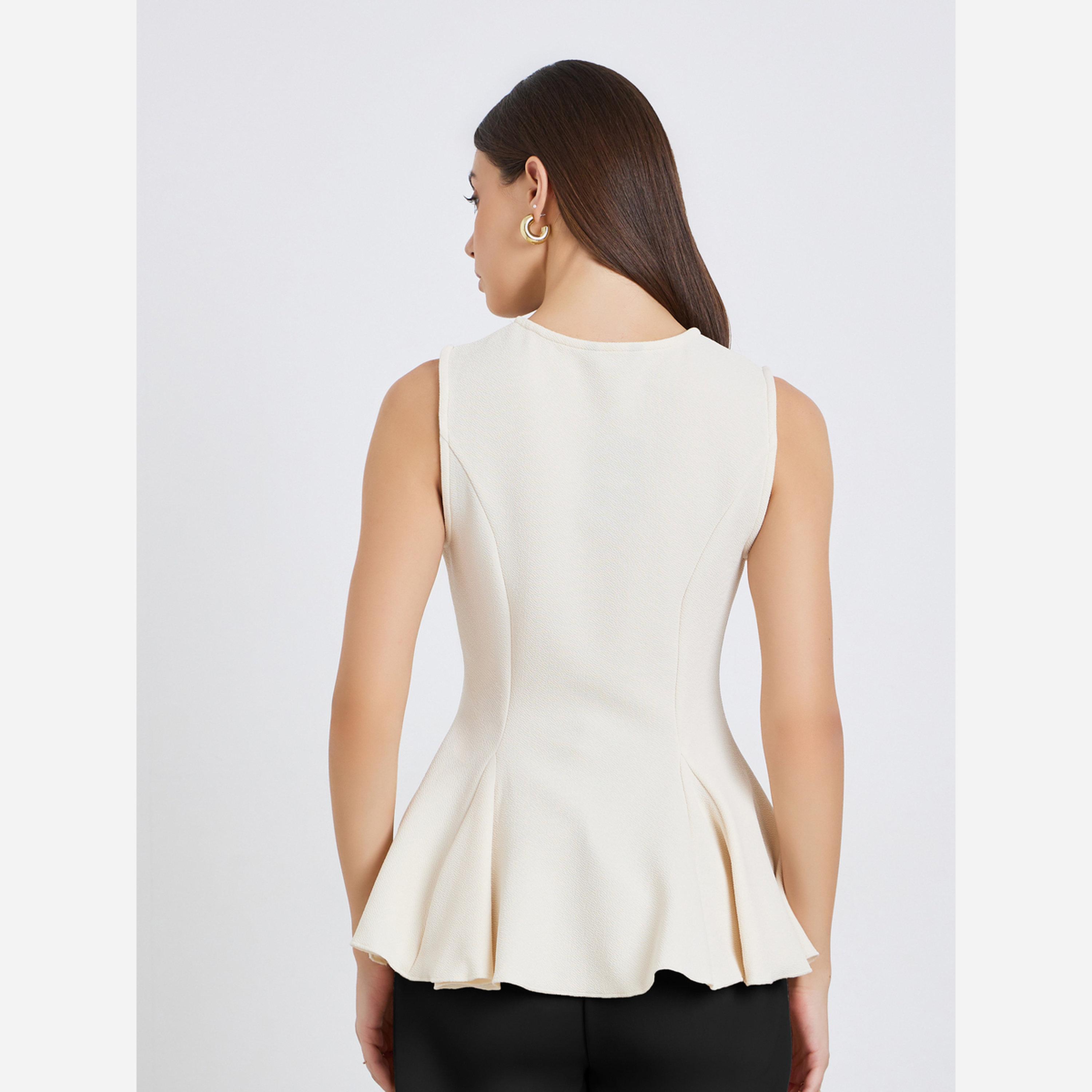ستايلي - بلوزة للنساء لون كريمي بدون أكمام قماش التريكو تصميم بيبلوم-women-clothing-shirtsandblouses-blouses-image-5