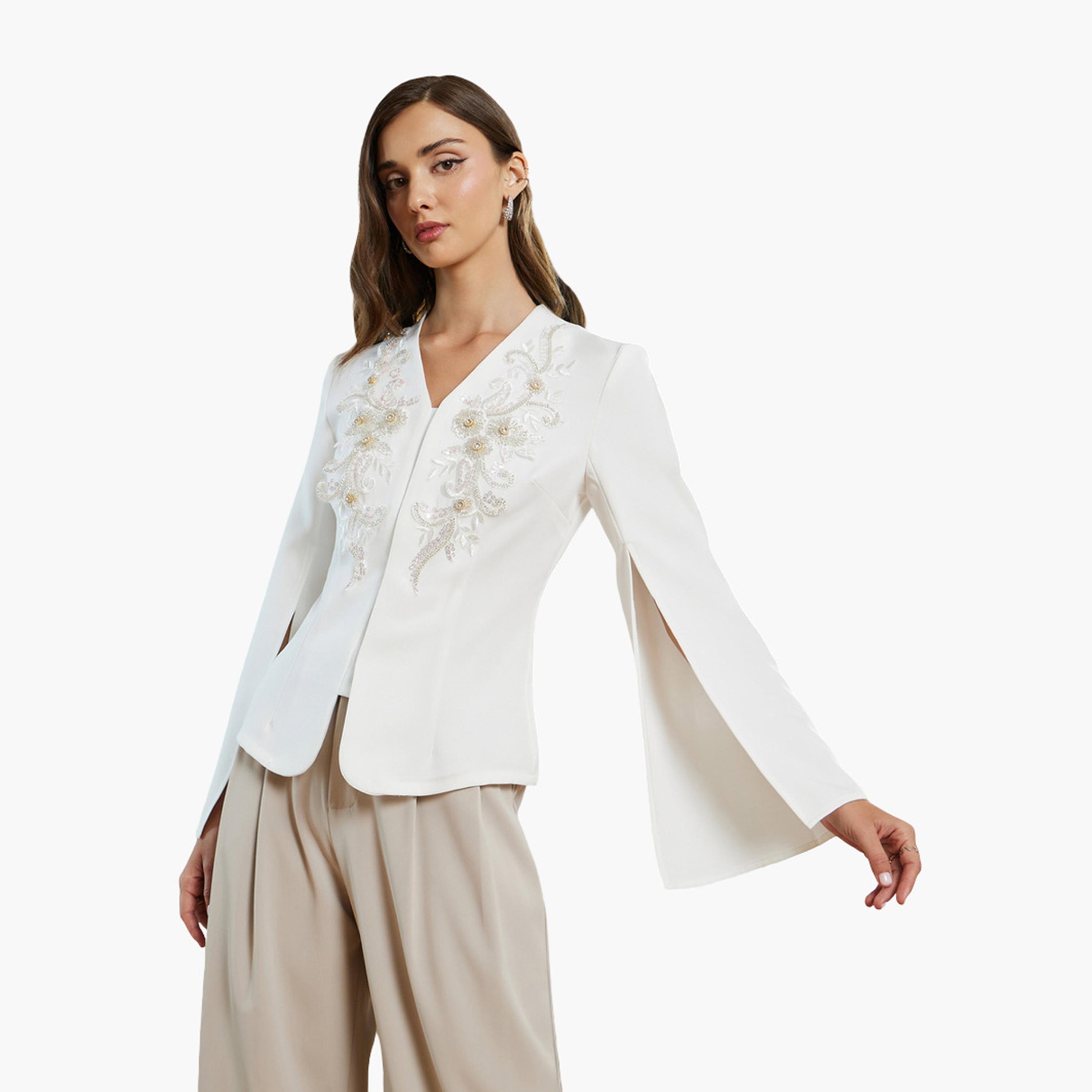 بلوزة بأكمام كاب وتفاصيل مزينة-women-clothing-shirtsandblouses-blouses-image-1