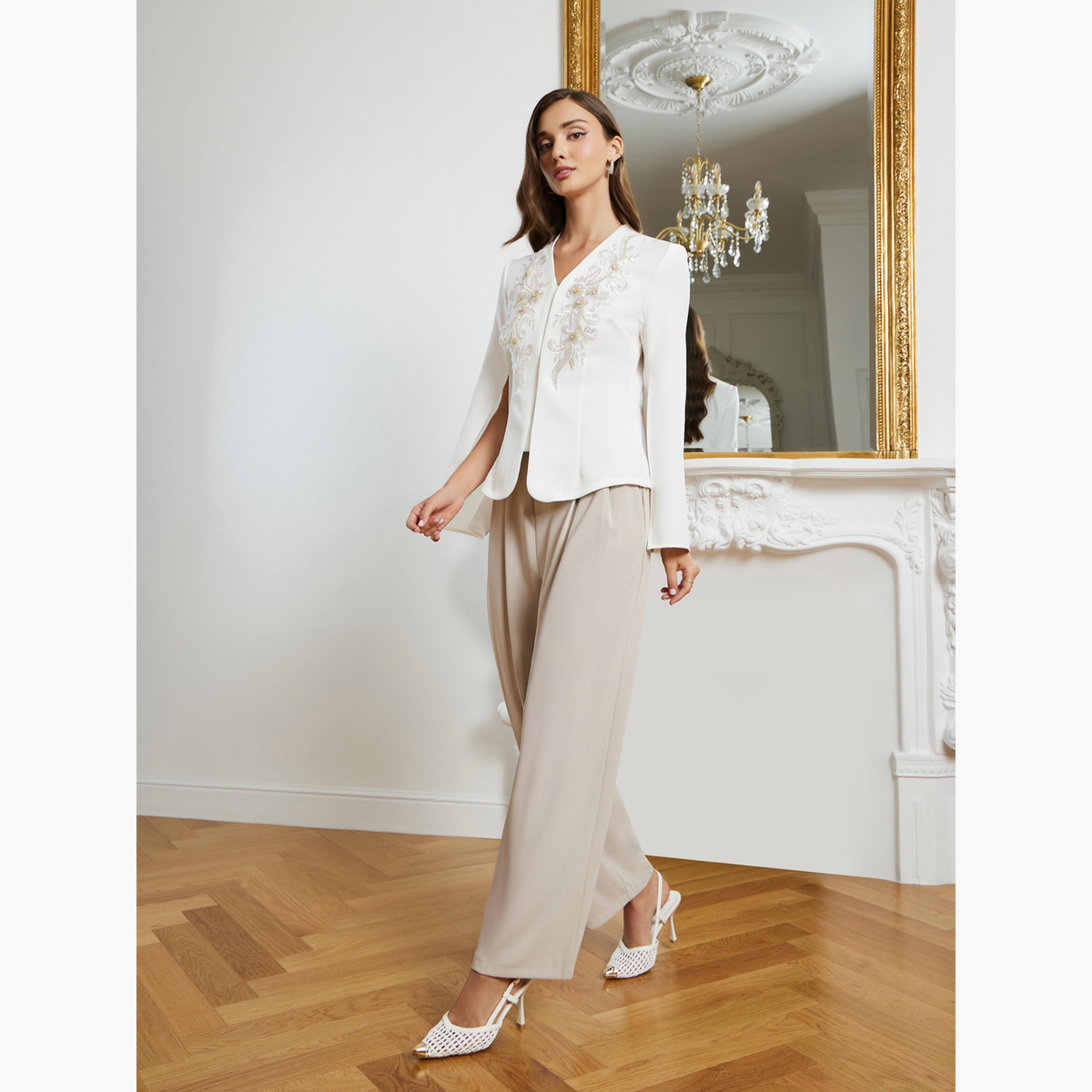 بلوزة بأكمام كاب وتفاصيل مزينة-women-clothing-shirtsandblouses-blouses-image-2