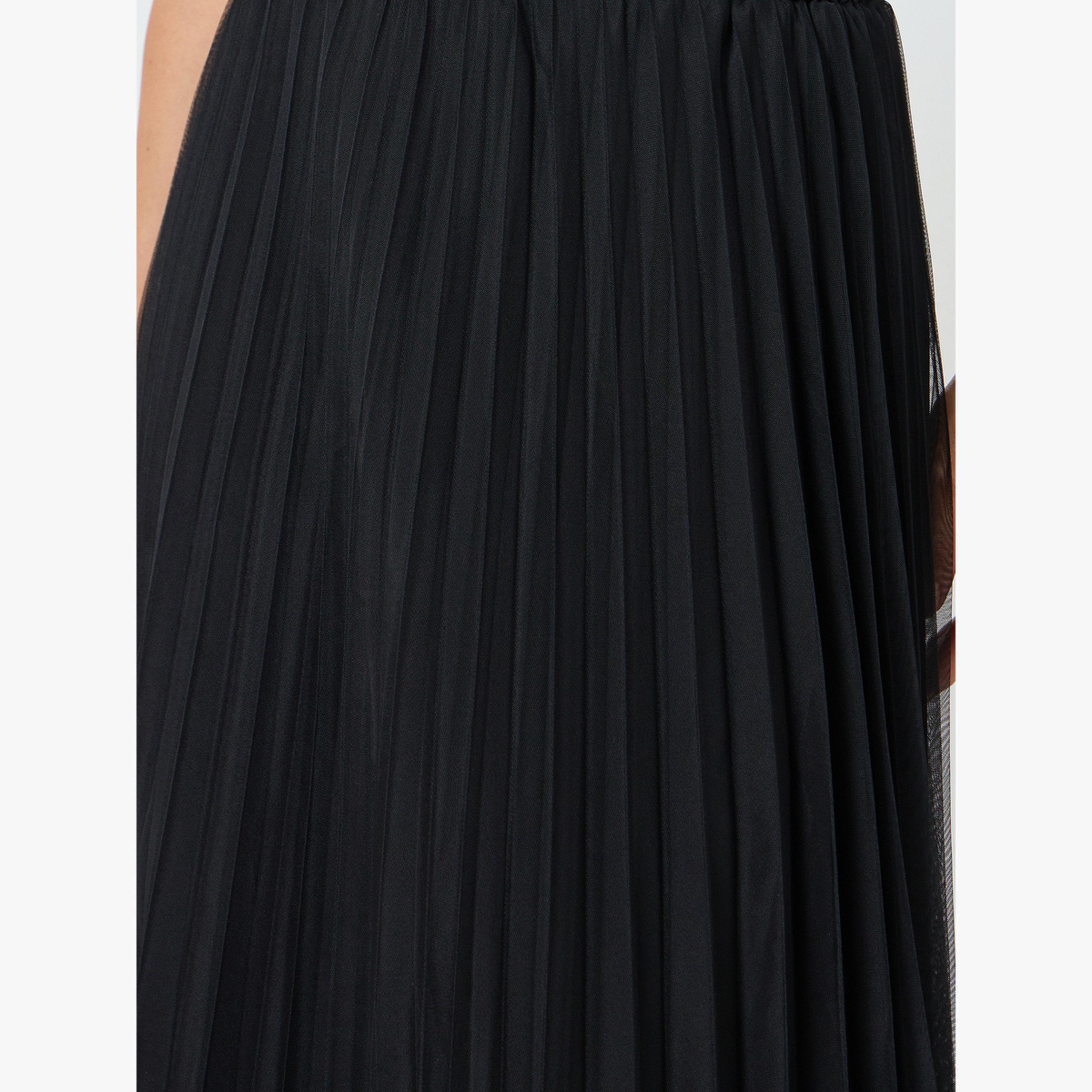 طقم بليزر بأزرار أمامية وبتفاصيل ياقة مطوية وتنورة شبكية-women-clothing-coordsets-image-6