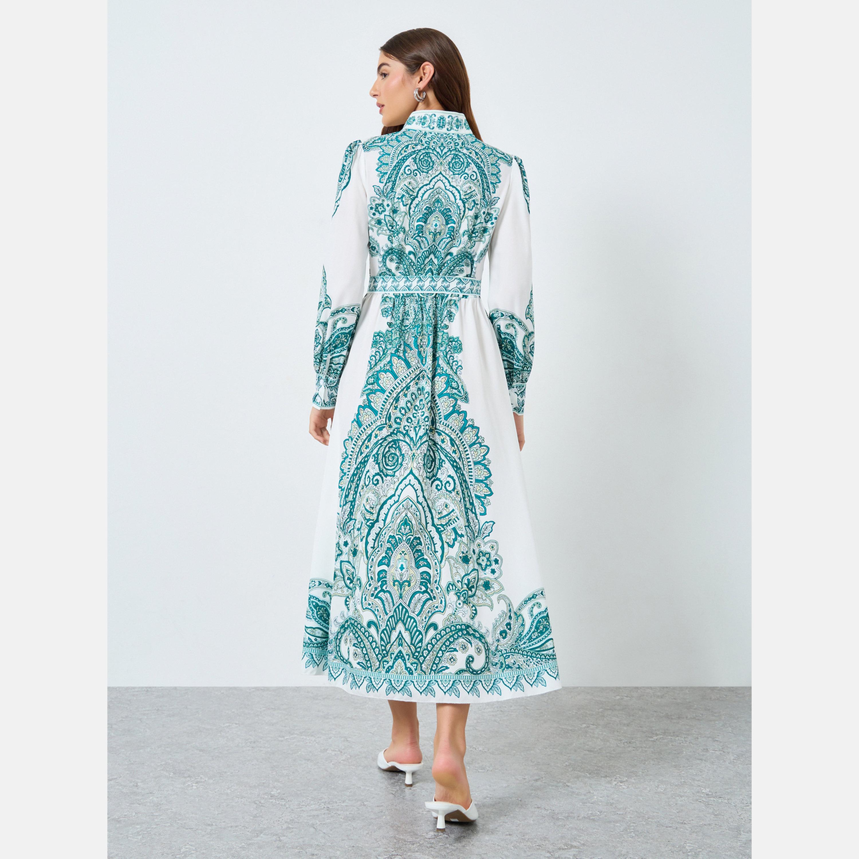 تيك تو - فستان ماكسي بحزام وياقة واقفة ومطبوع بالورود-women-clothing-dresses-image-4
