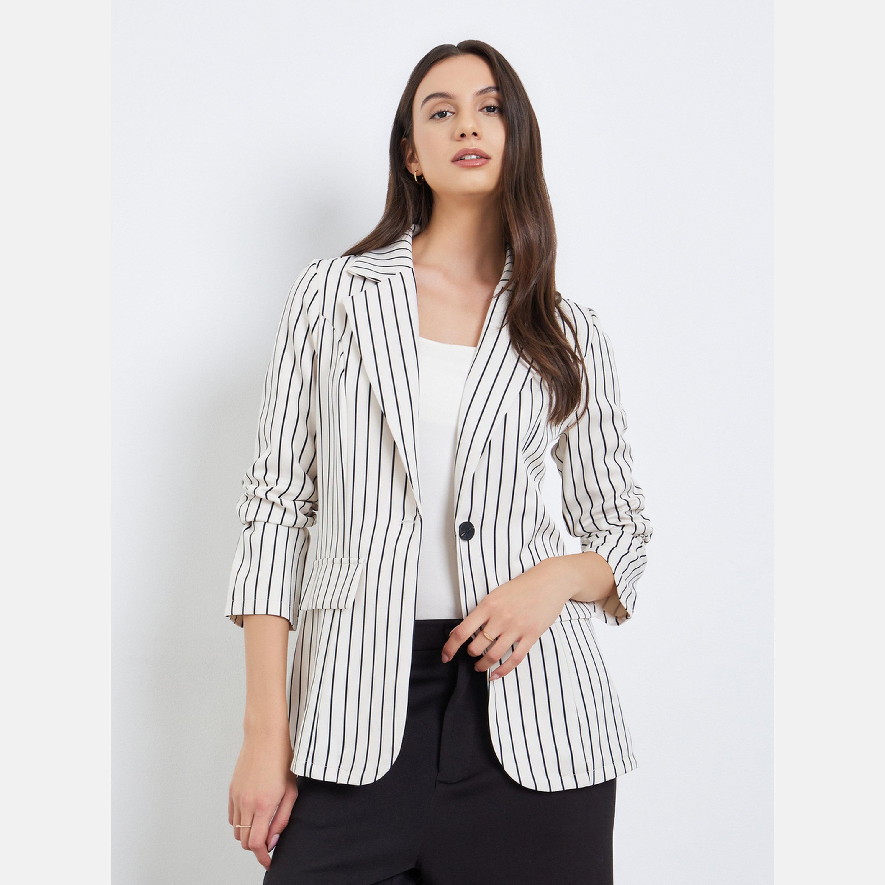 تيك تو - بليزر نسائي مخطط بأكمام طويلة وياقة مطوية وزر واحد-women-clothing-coatsandjackets-blazers-image-1