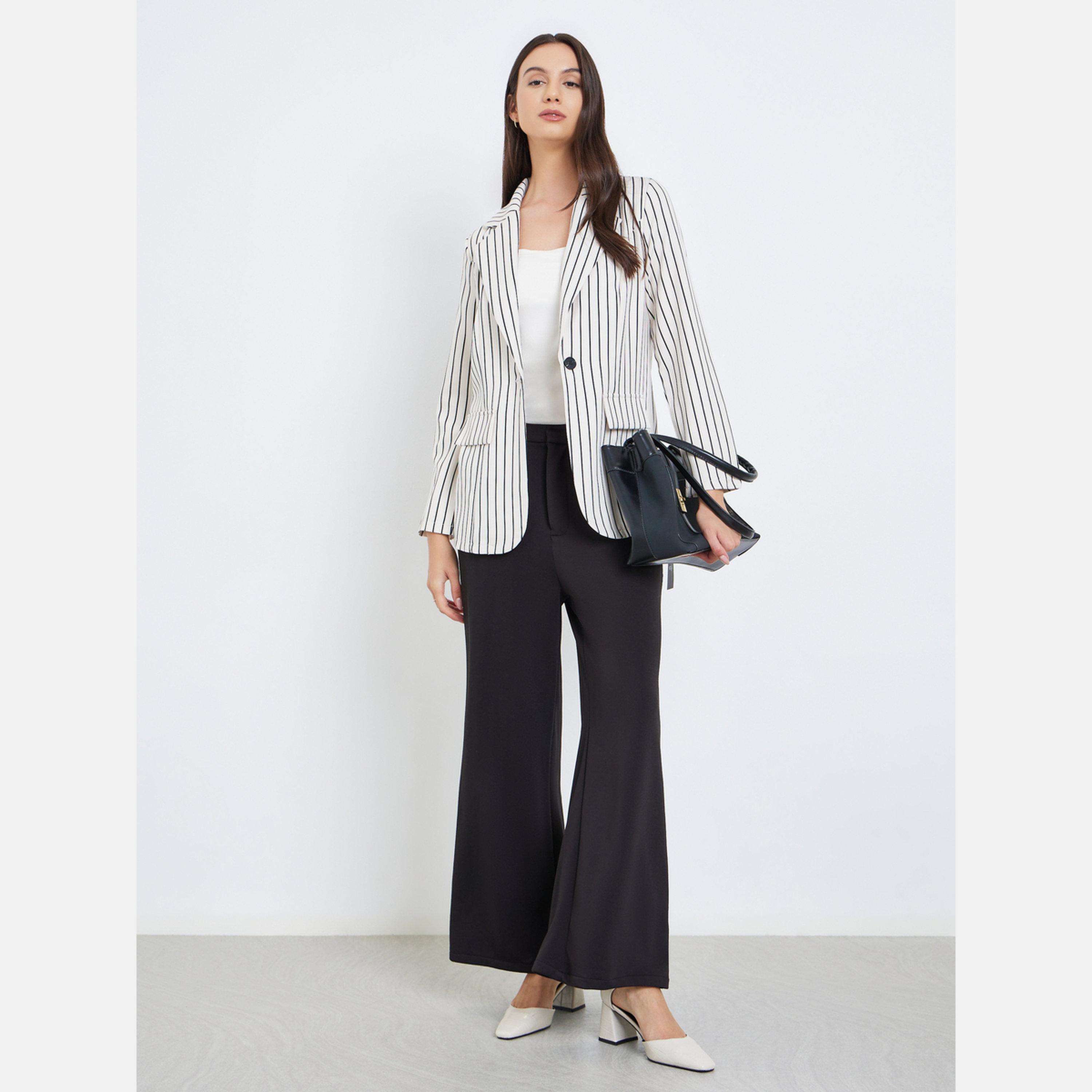 تيك تو - بليزر نسائي مخطط بأكمام طويلة وياقة مطوية وزر واحد-women-clothing-coatsandjackets-blazers-image-2