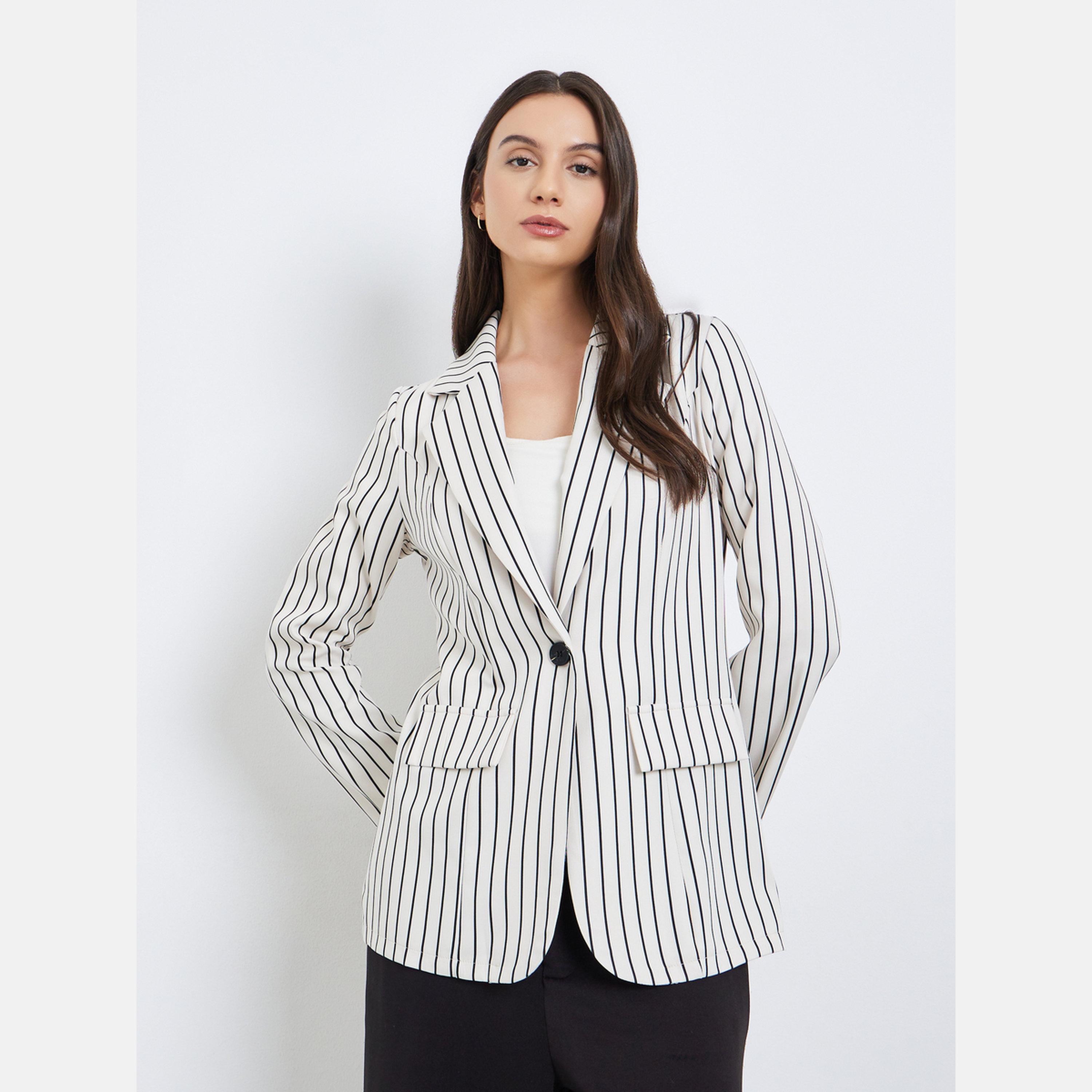 تيك تو - بليزر نسائي مخطط بأكمام طويلة وياقة مطوية وزر واحد-women-clothing-coatsandjackets-blazers-image-3
