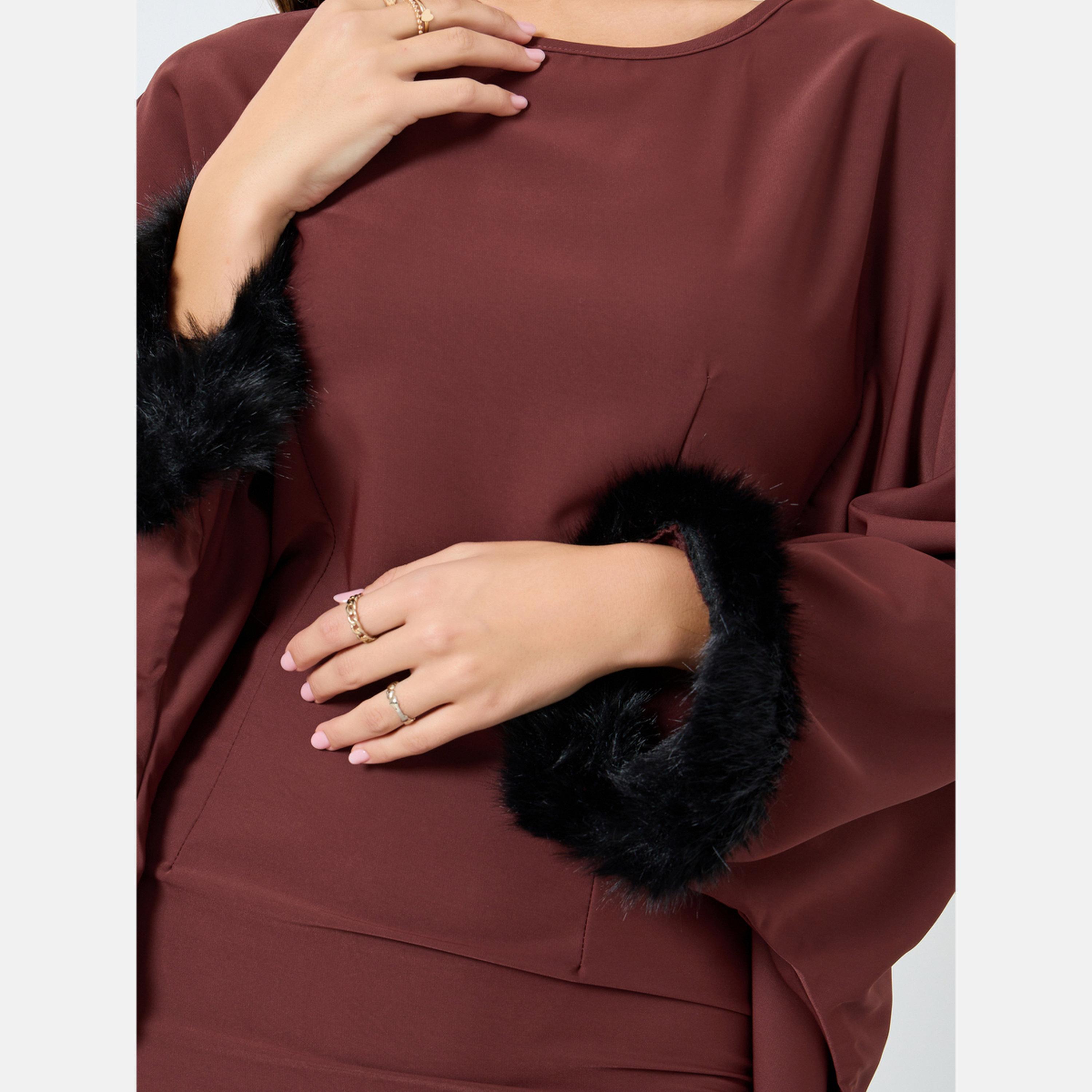 تيك تو - فستان ماكسي لون الصدئ مع أكمام من الفرو الصناعي-women-clothing-dresses-image-3