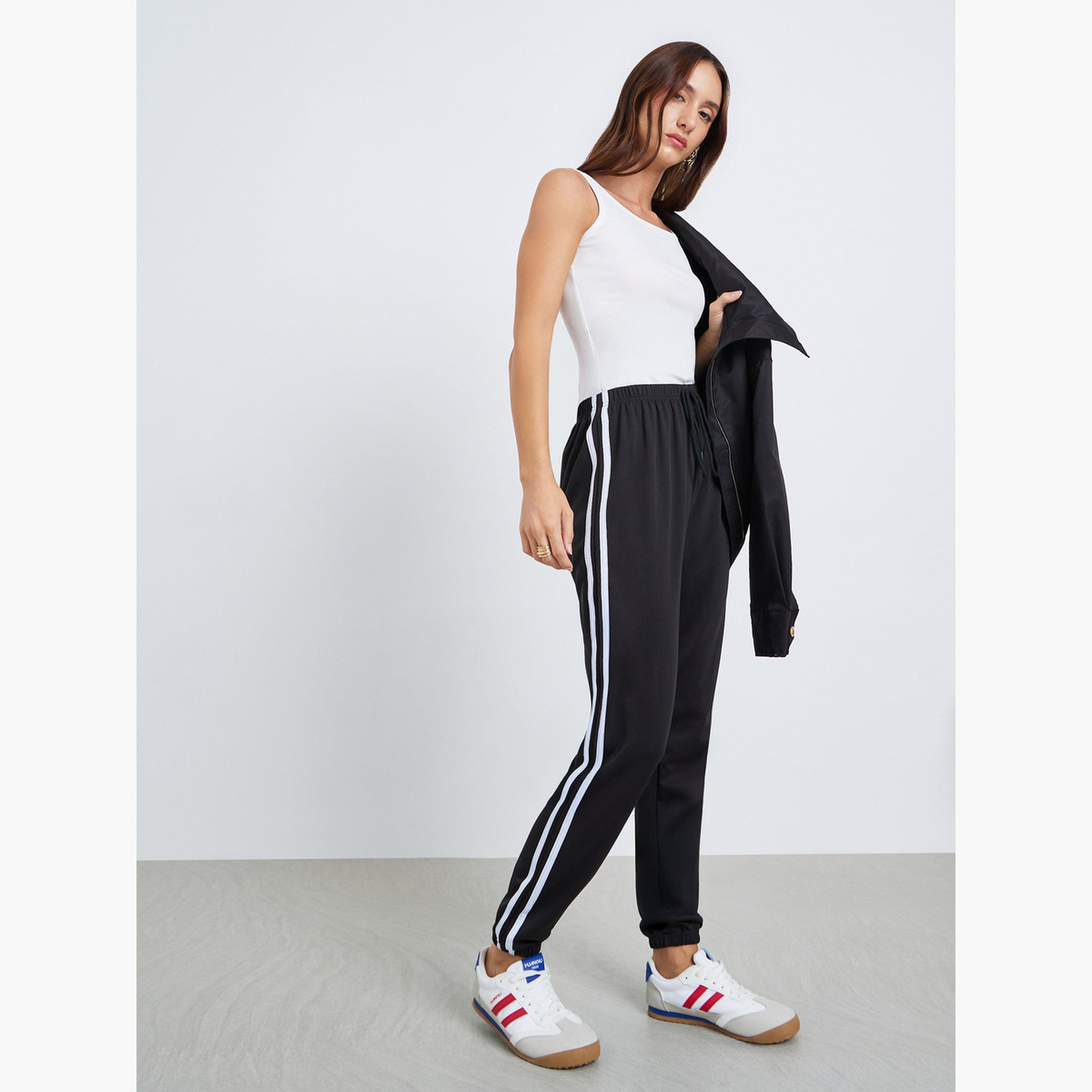 بنطال رياضي جوغرز مخطط برباط-women-clothing-bottoms-joggers-image-2
