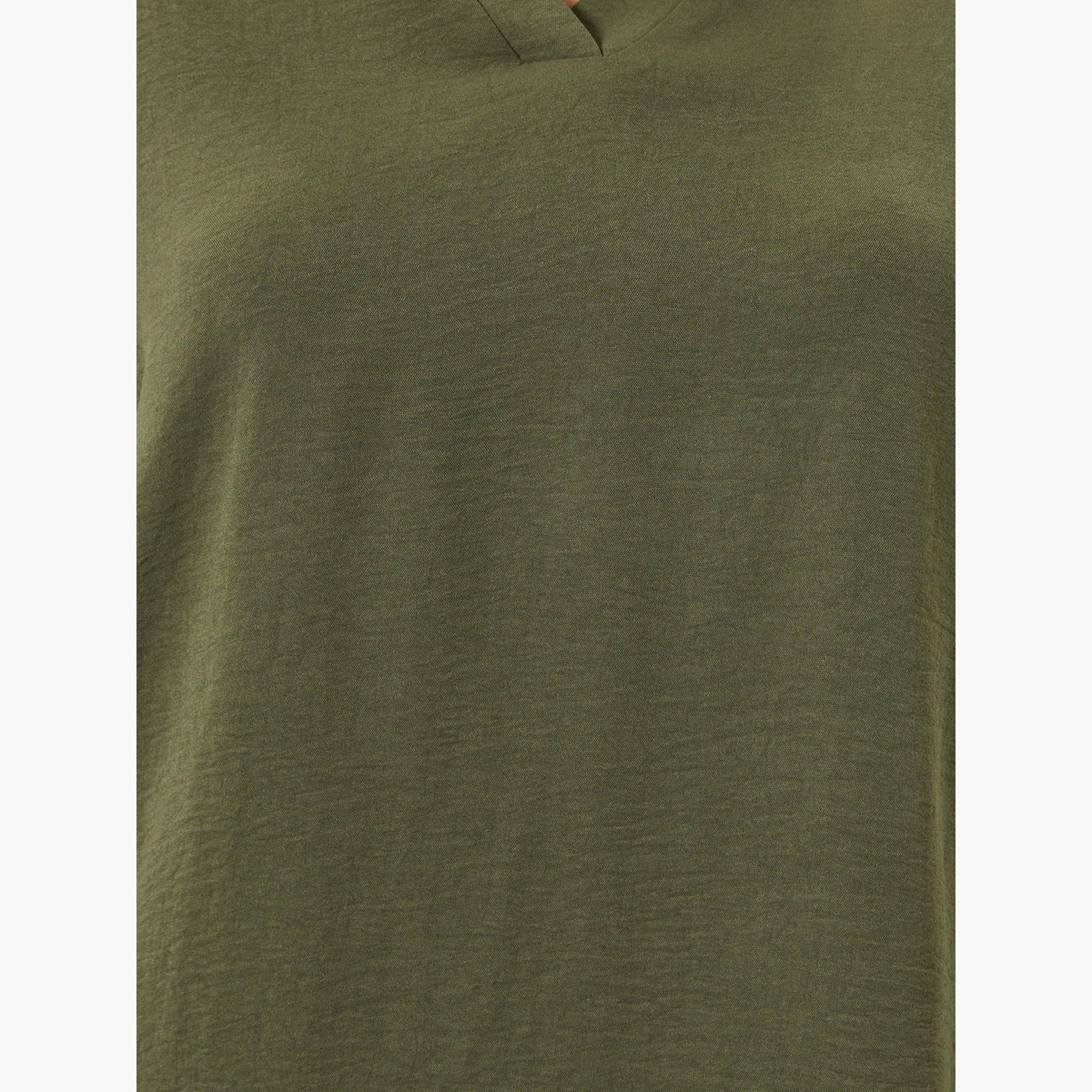 بلوزة نسائية سادة بأكمام طويلة ورقبة على شكل حرف V من Take Two-women-clothing-shirtsandblouses-blouses-image-3