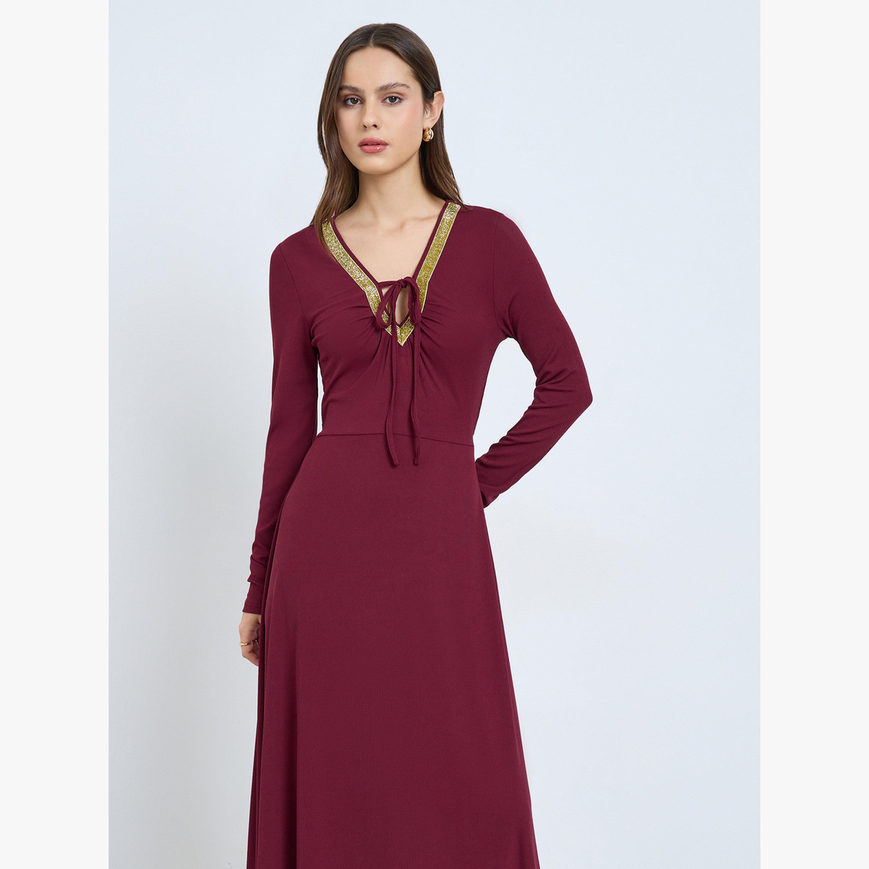 فستان طويل عنابي بربطة عنق وخصر مزموم-women-clothing-dresses-image-2