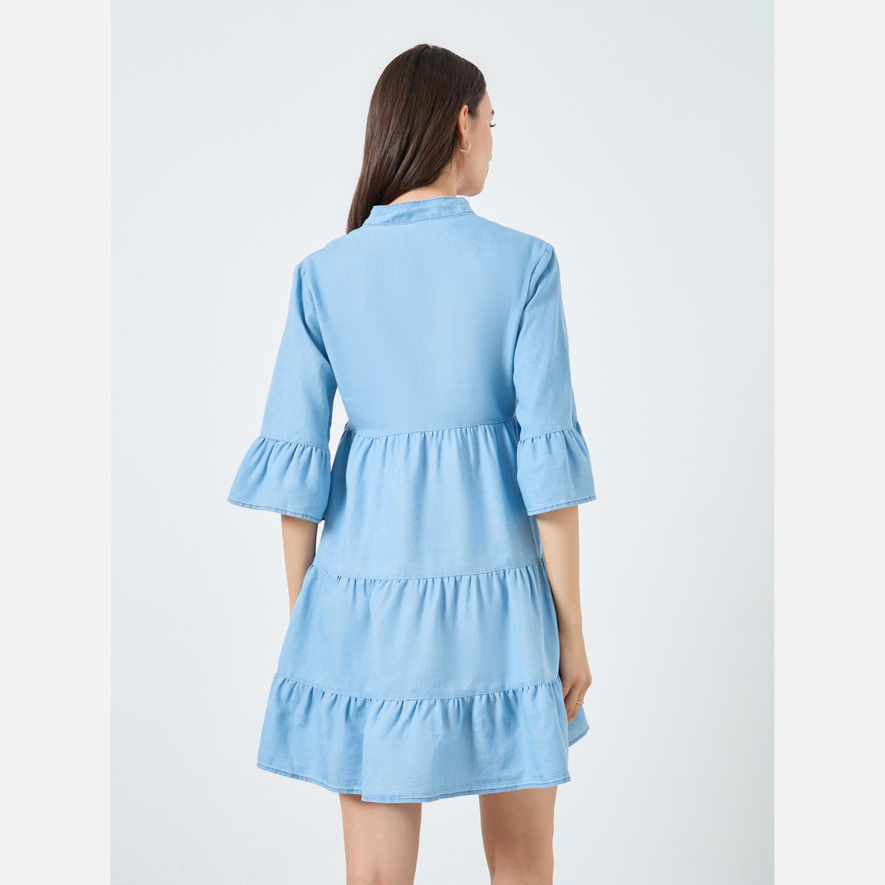 تيك تو - فستان جينز قصير متعدد الطبقات باللون الأزرق الفاتح-women-clothing-dresses-image-4