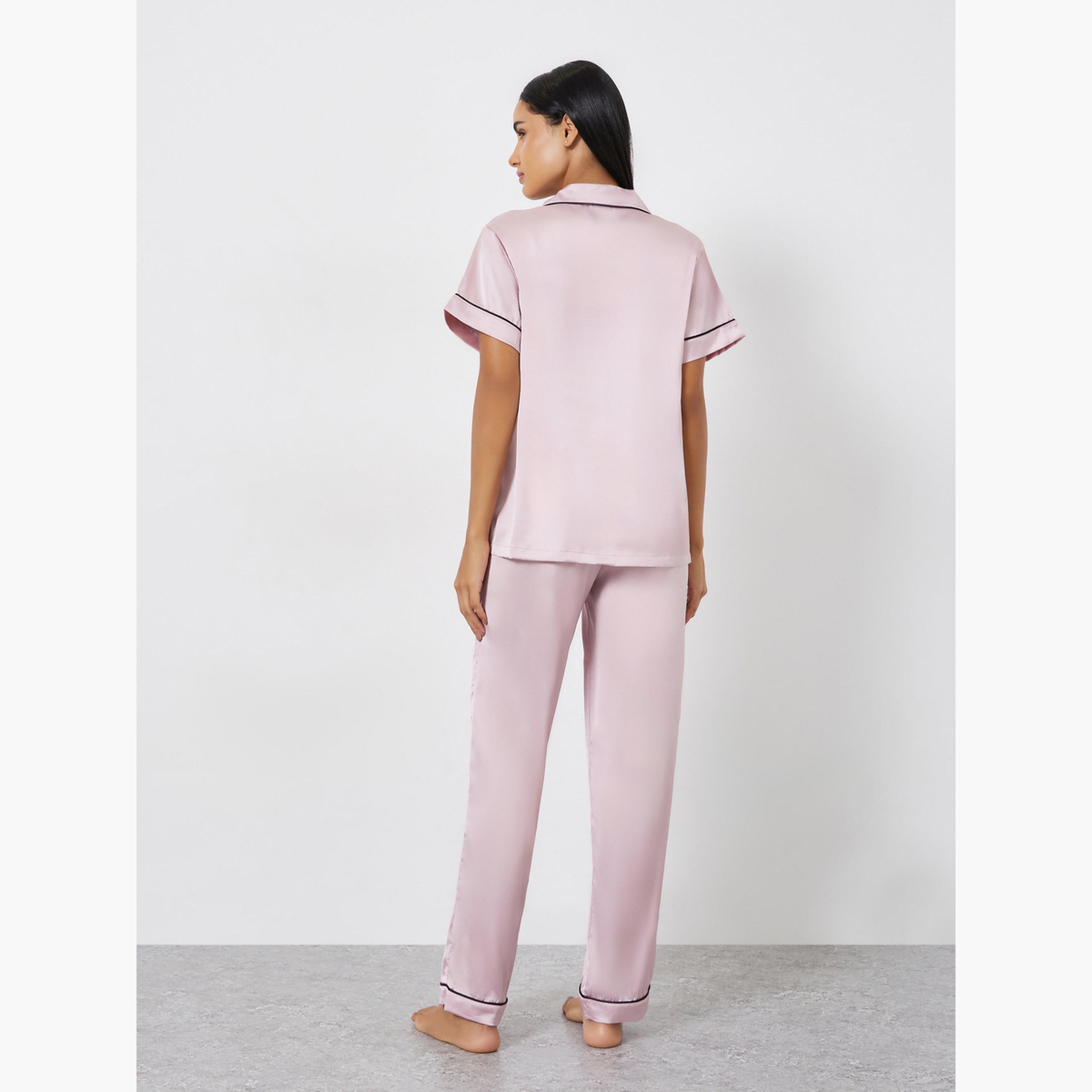 طقم بيجامة قميص بجيوب وتفاصيل شريط ساتان-women-clothing-nightwear-pyjamas-longsets-image-3