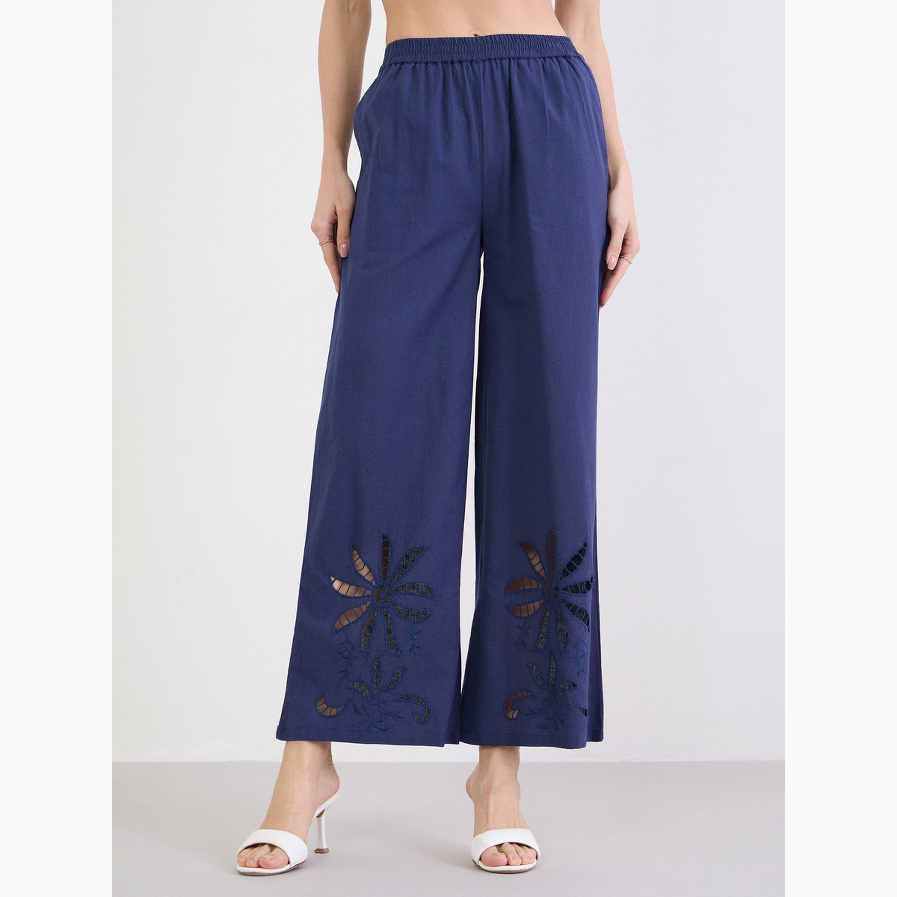بنطال قطن بأرجل واسعة وتفاصيل شيفلي وخصر مطاطي لون كحلي-women-clothing-bottoms-joggers-image-1
