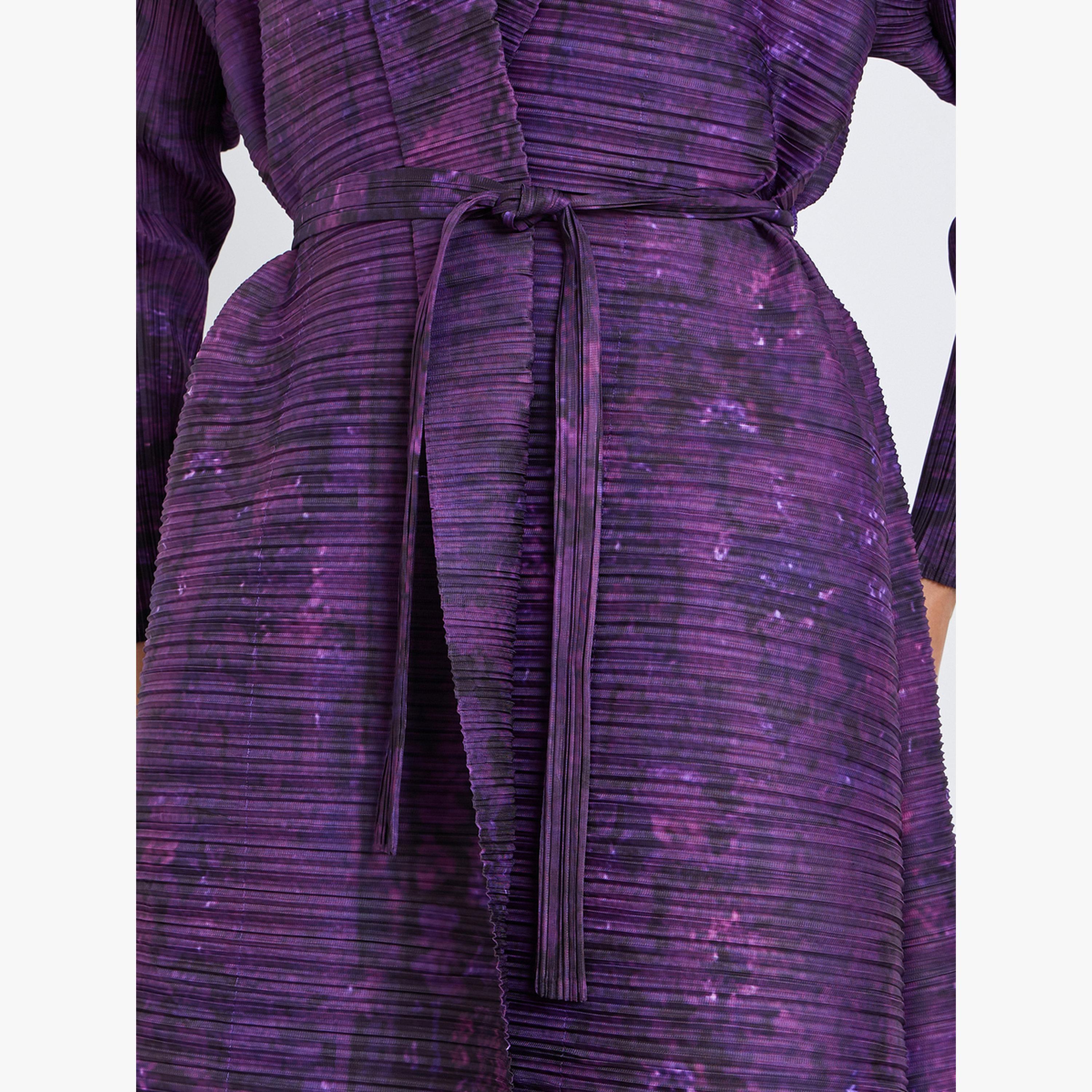 عباية سادة محبوكة بكسرات وحزام وأكمام طويلة-women-arabicclothing-abayas-image-4