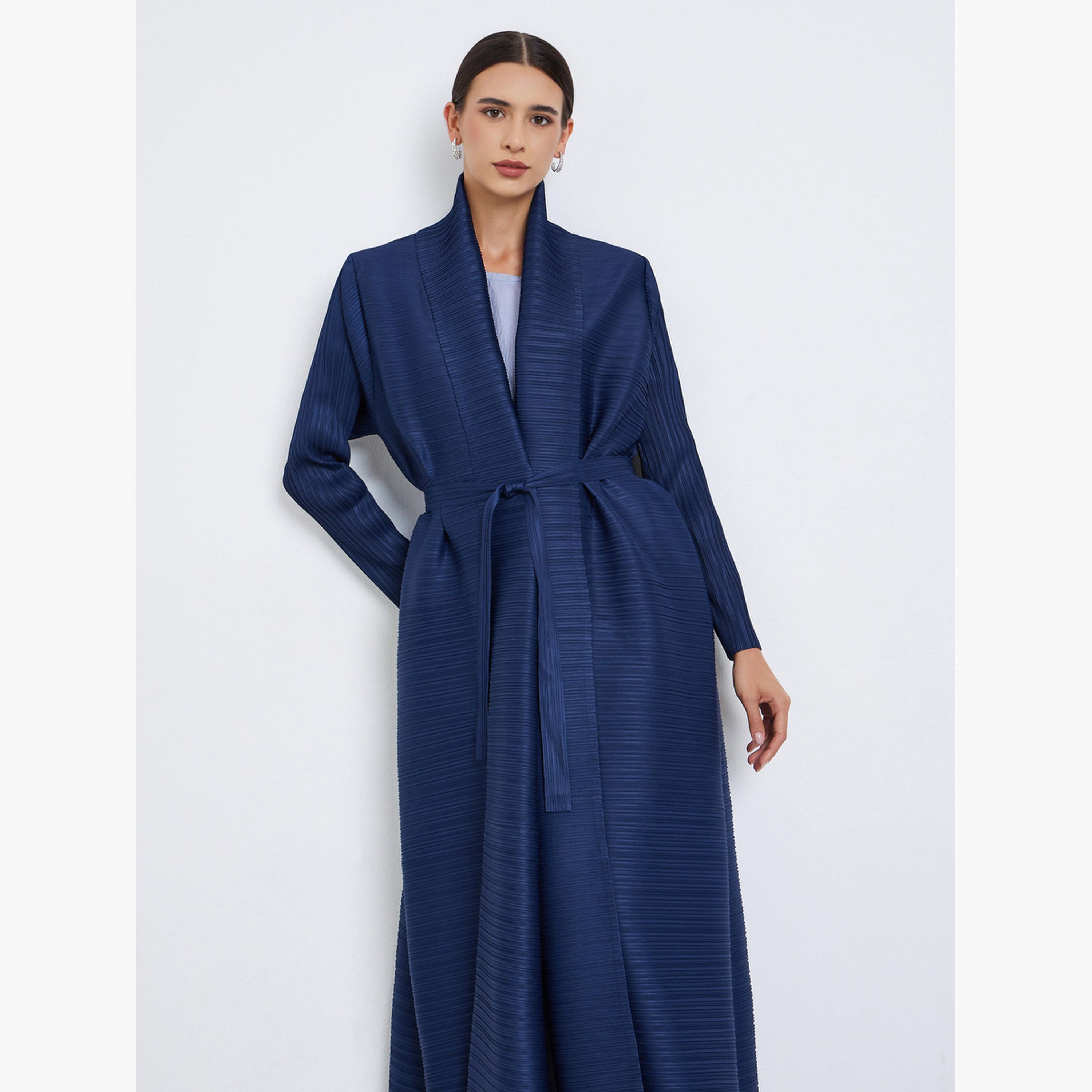 عباية سادة محبوكة بكسرات وحزام وأكمام طويلة-women-arabicclothing-abayas-image-3