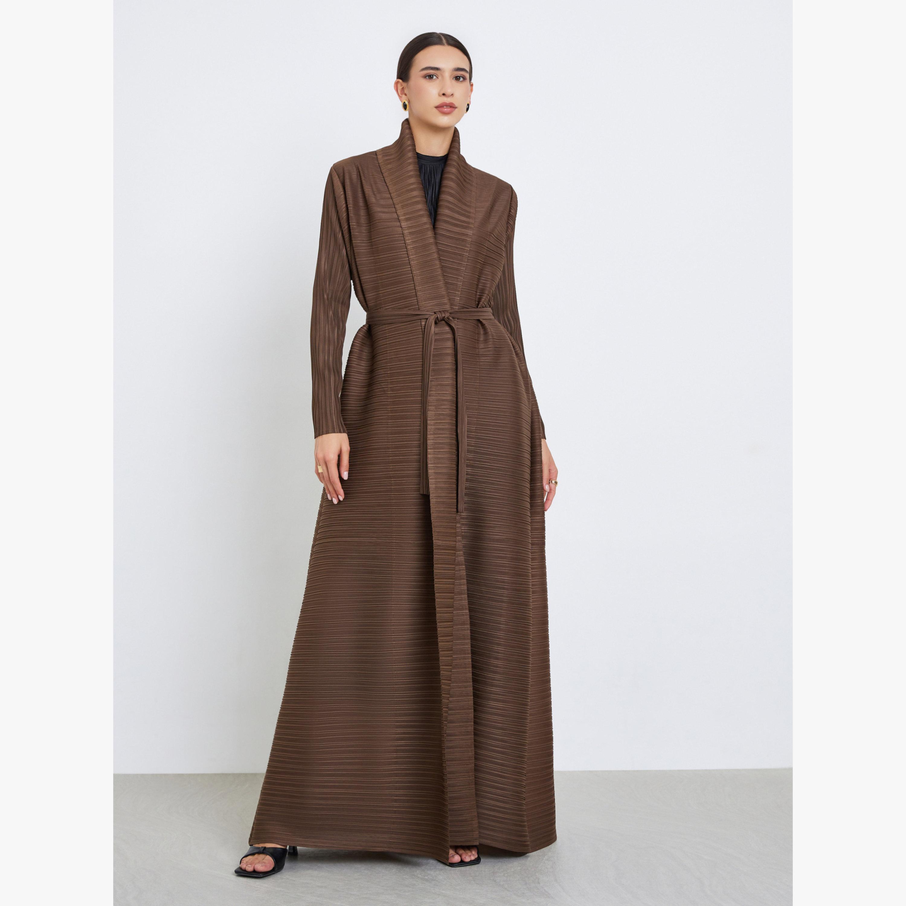 عباية سادة محبوكة بكسرات وأكمام طويلة-women-arabicclothing-abayas-image-2