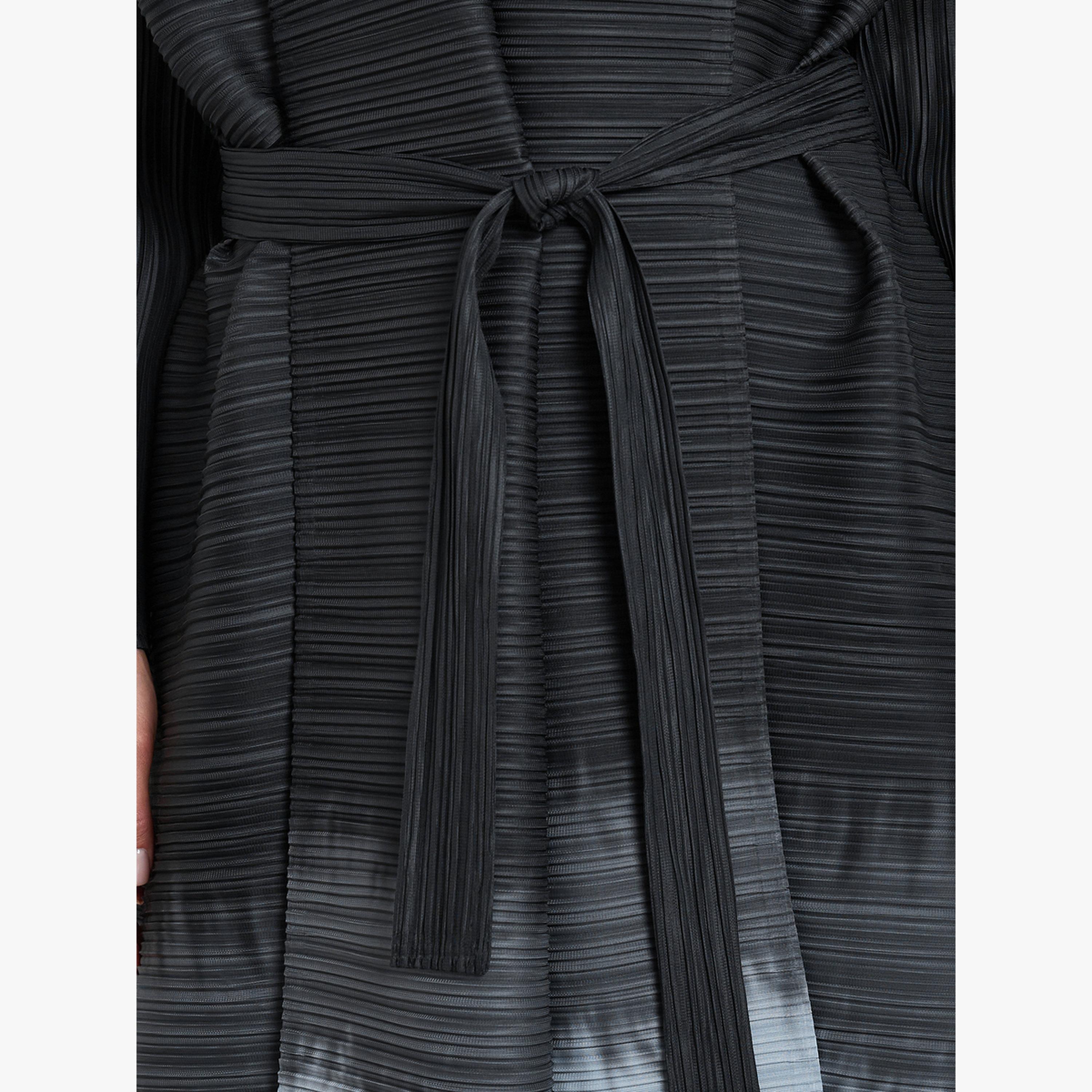 عباية محبوكة بكسرات بلونين وحزام وأكمام طويلة-women-arabicclothing-abayas-image-4