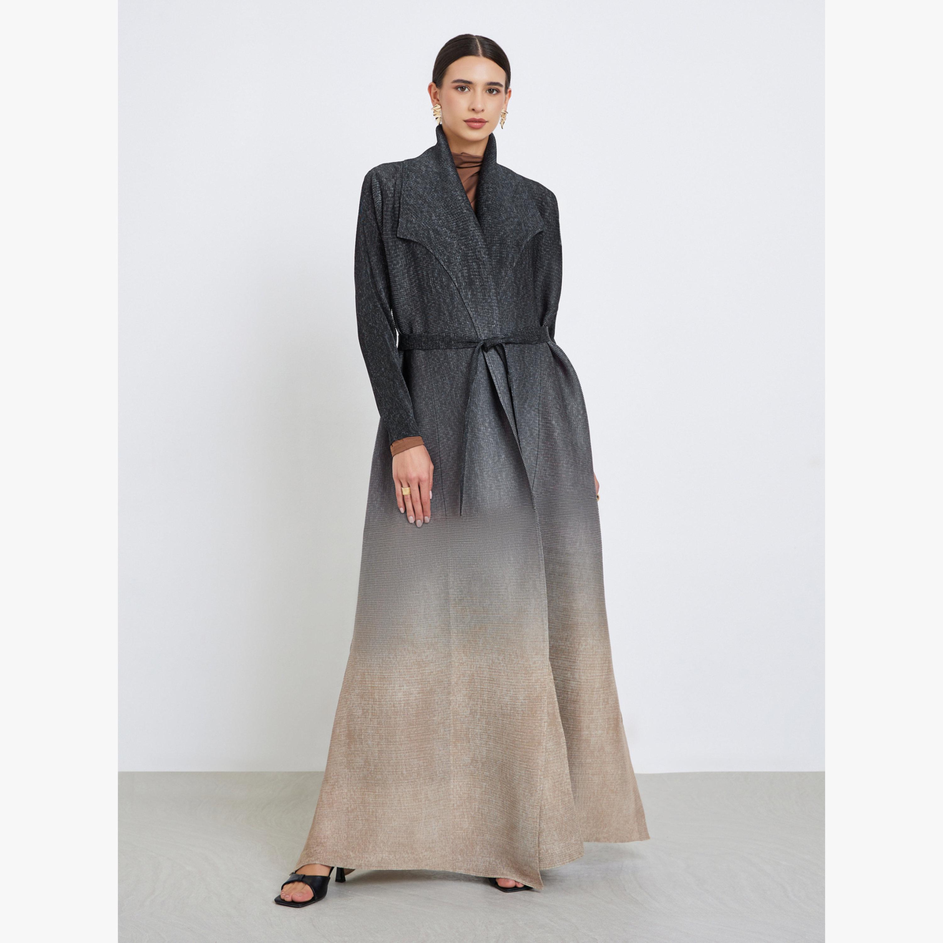 عباية محبوكة بكسرات بتدرج لوني وتفصيلة أزرار جانبية وأكمام طويلة-women-arabicclothing-abayas-image-2