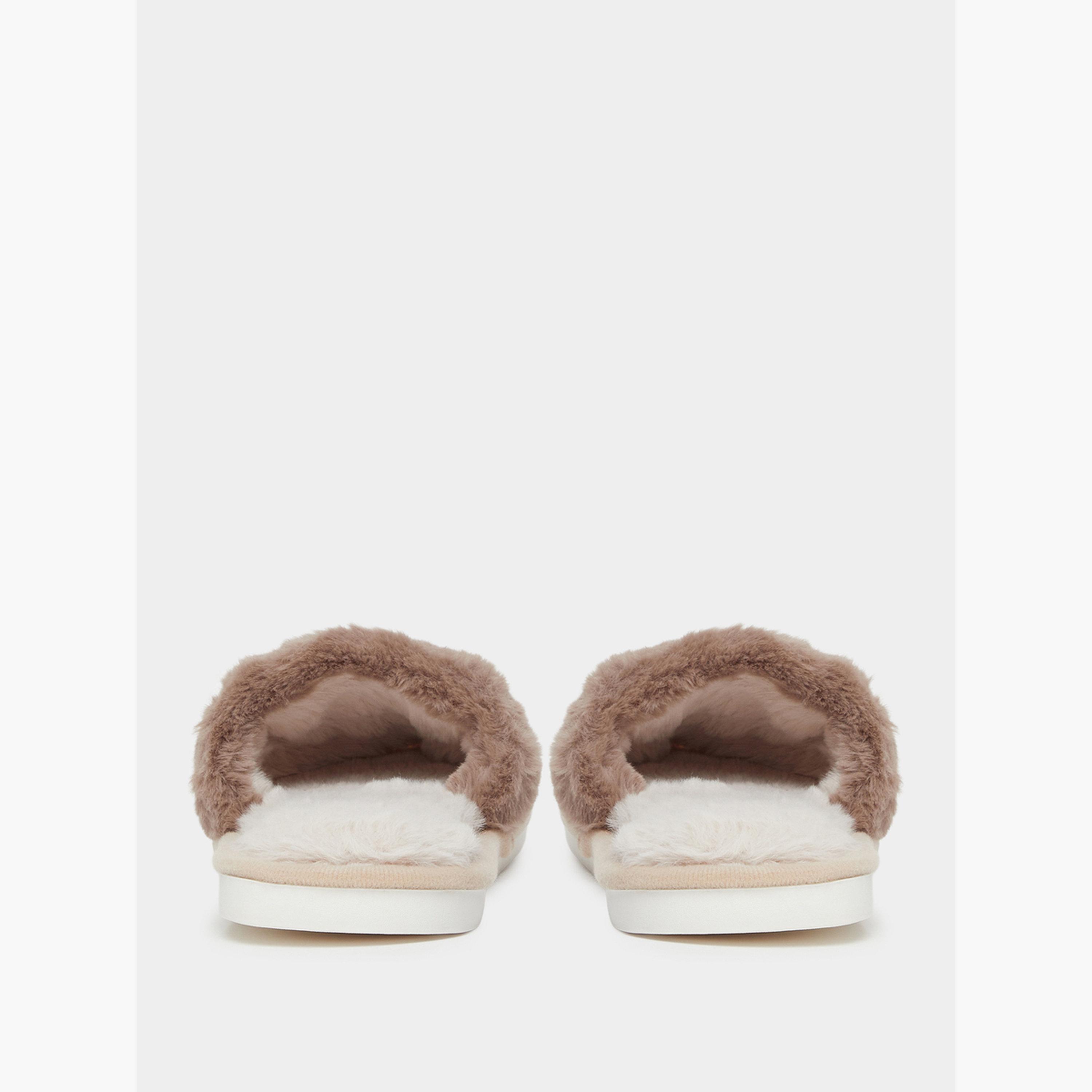 Take Two Plush Color Blocked Slipper-women-shoes-bedroomslippers-image-4
