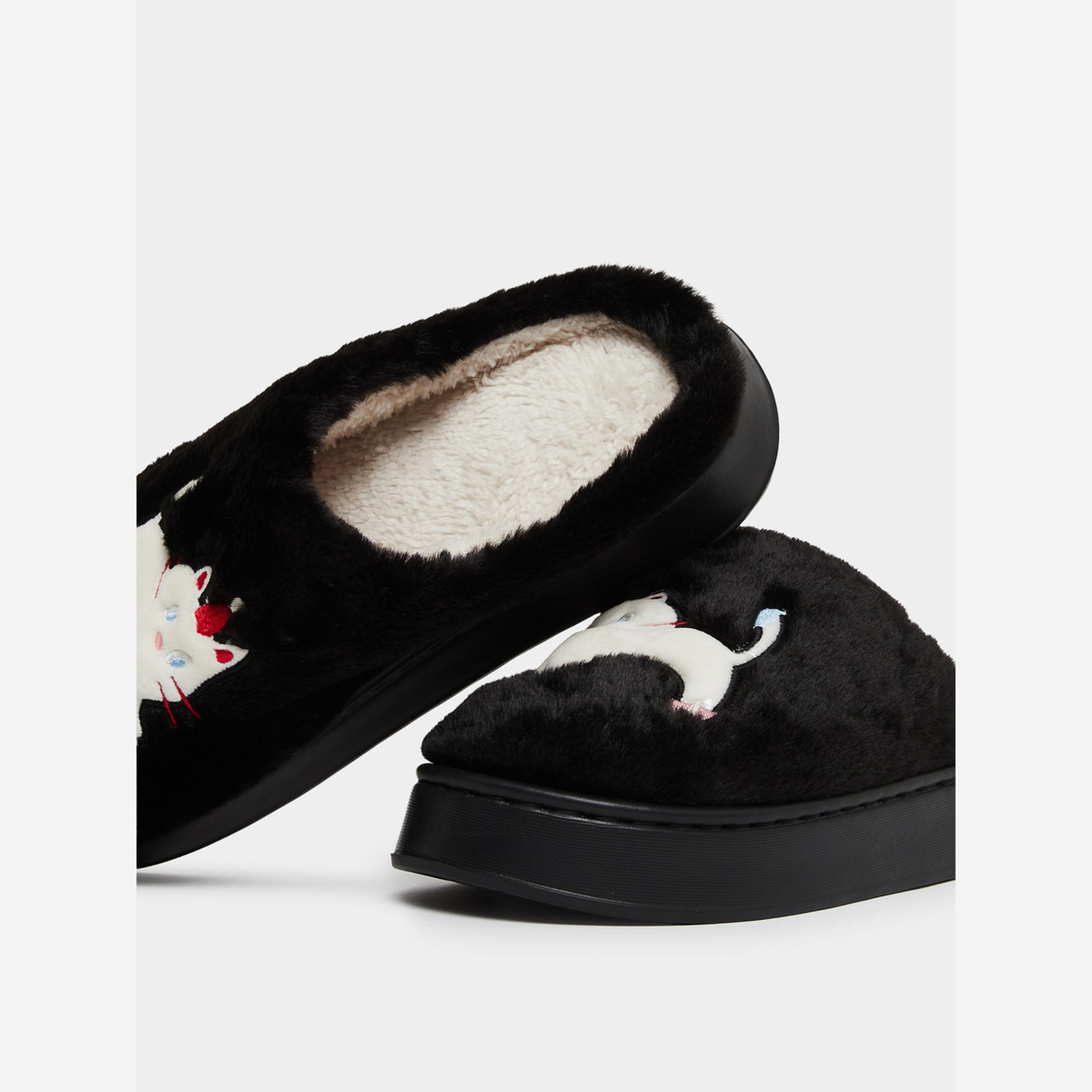 تيك تو - شبشب فرو لون أسود-women-shoes-bedroomslippers-image-4