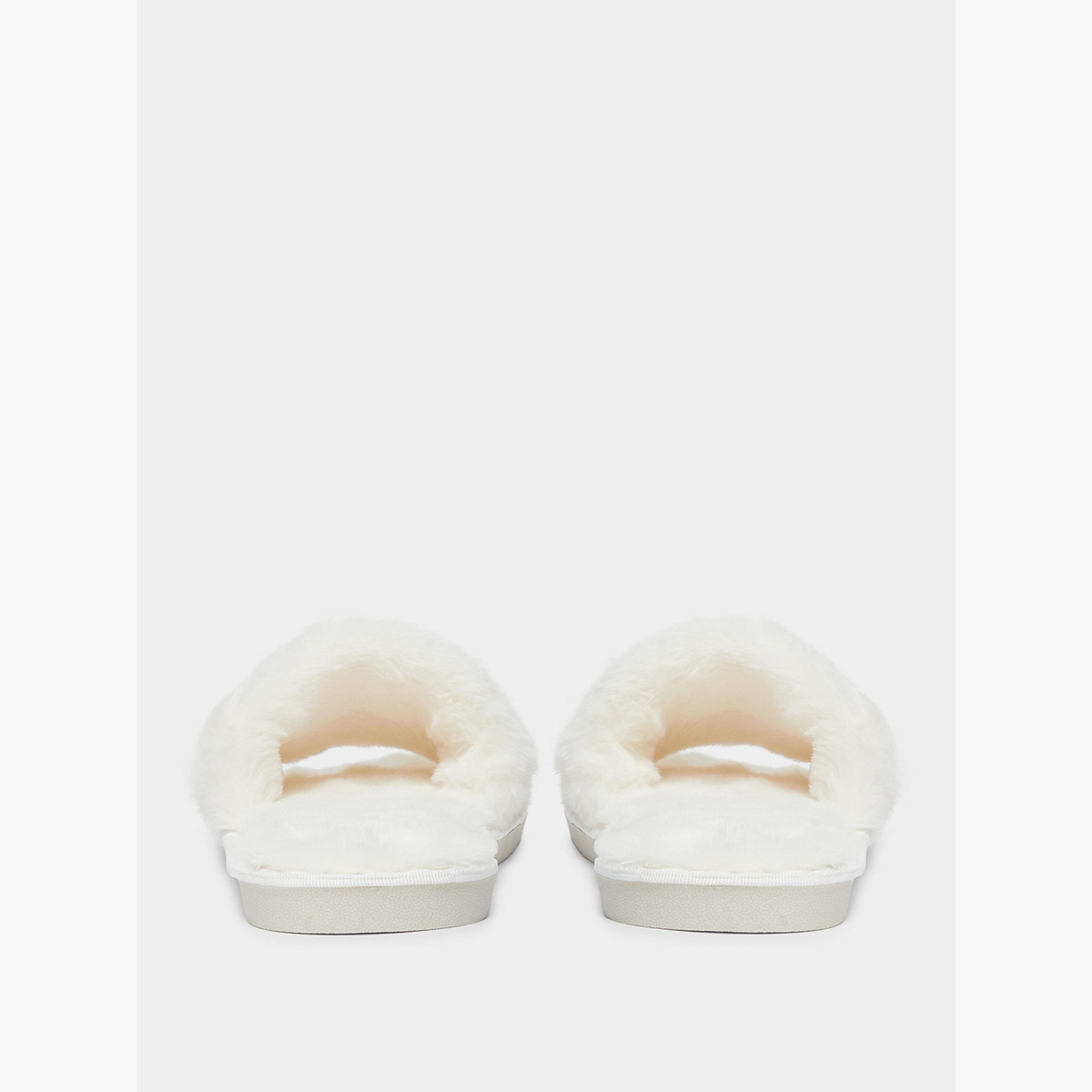 تيك تو - شبشب طبقة محشوة ناعمة صلبة بتفاصيل قلب-women-shoes-bedroomslippers-image-4