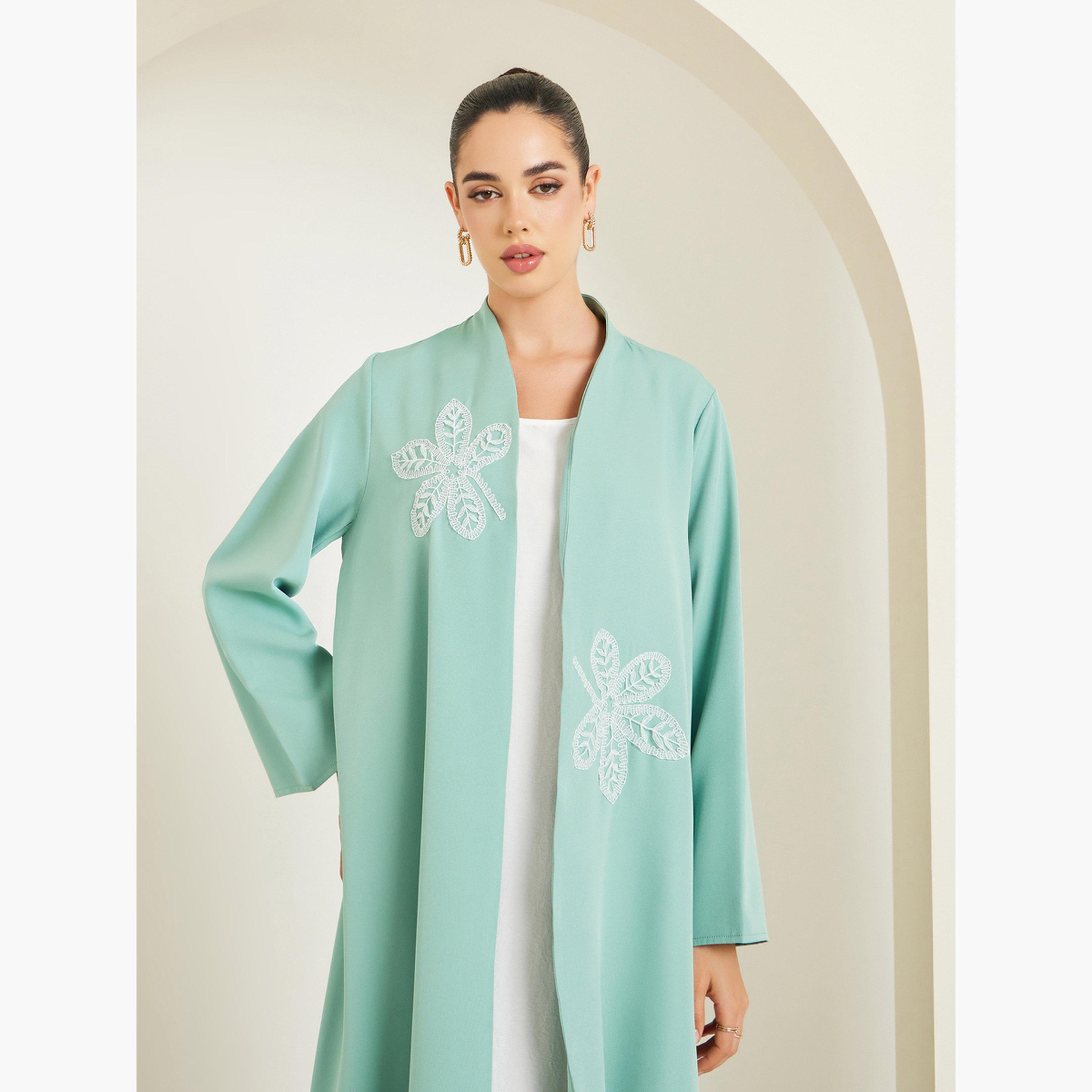 عباية بتفاصيل مطرزة-women-arabicclothing-abayas-image-2