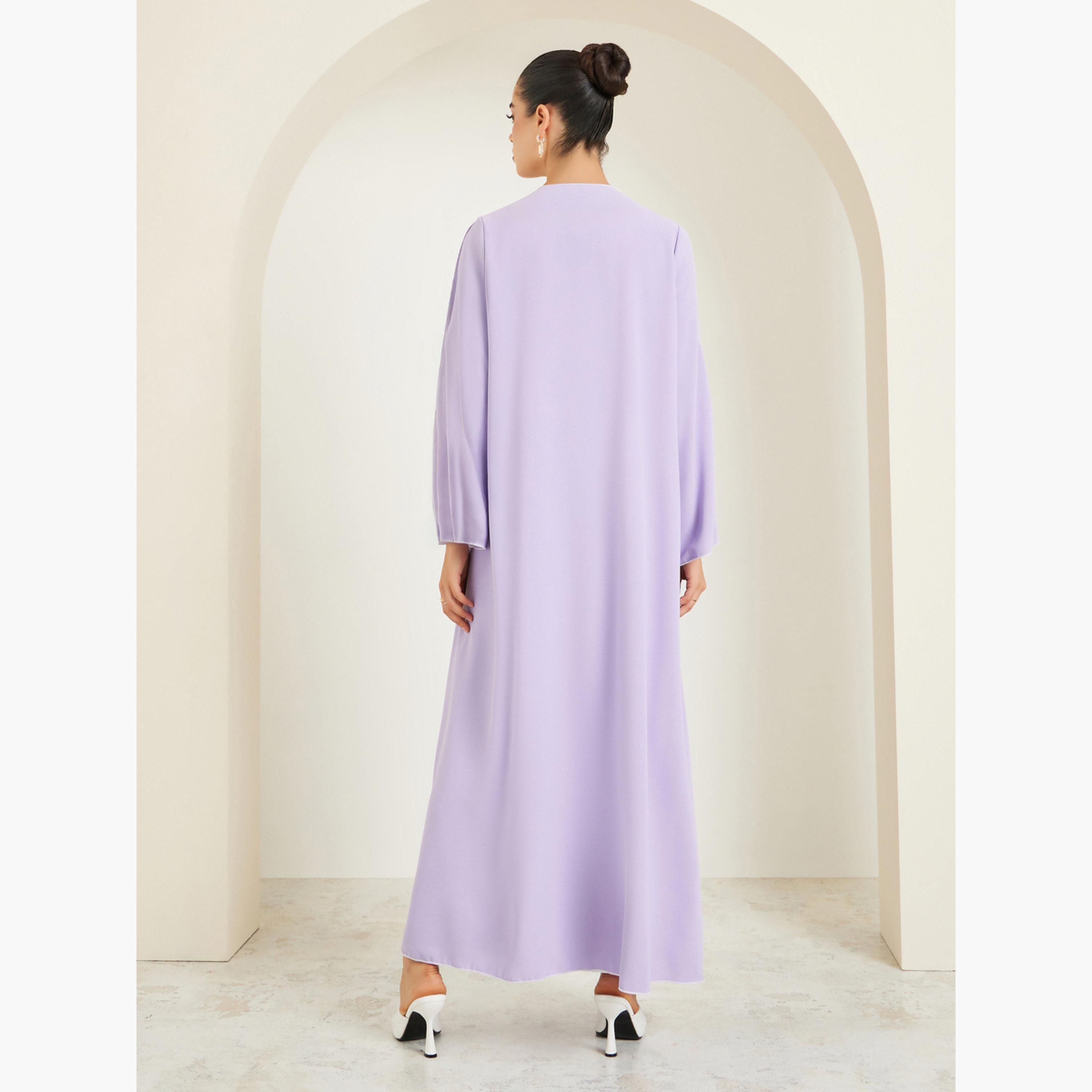 عباية مفتوحة من الأمام بتفاصيل بارزة متباينة-women-arabicclothing-abayas-image-4