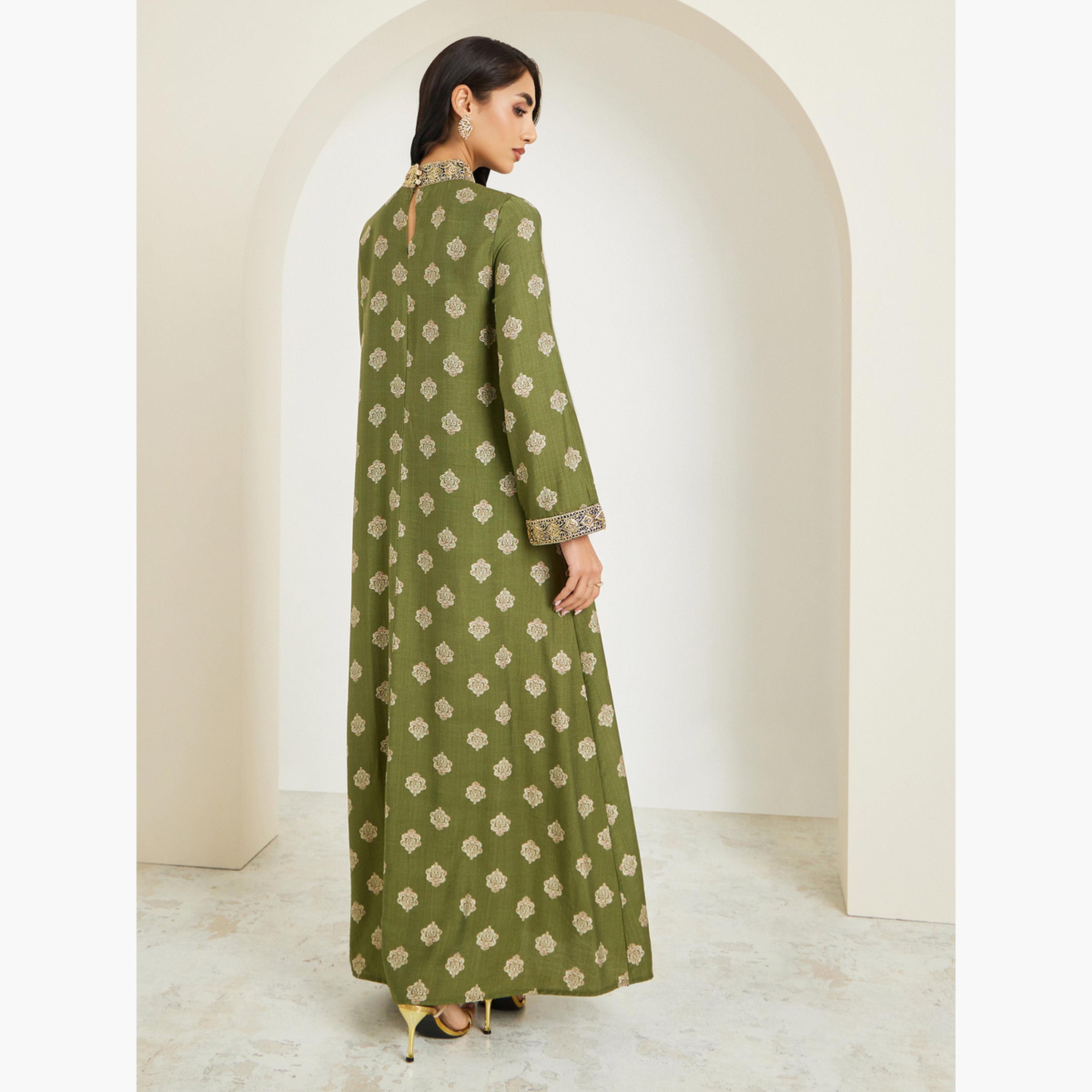 Amirah X Styli Women Stand Collar Printed Jalabiya With Lace Trim-women-arabicclothing-jalabiyas-image-5