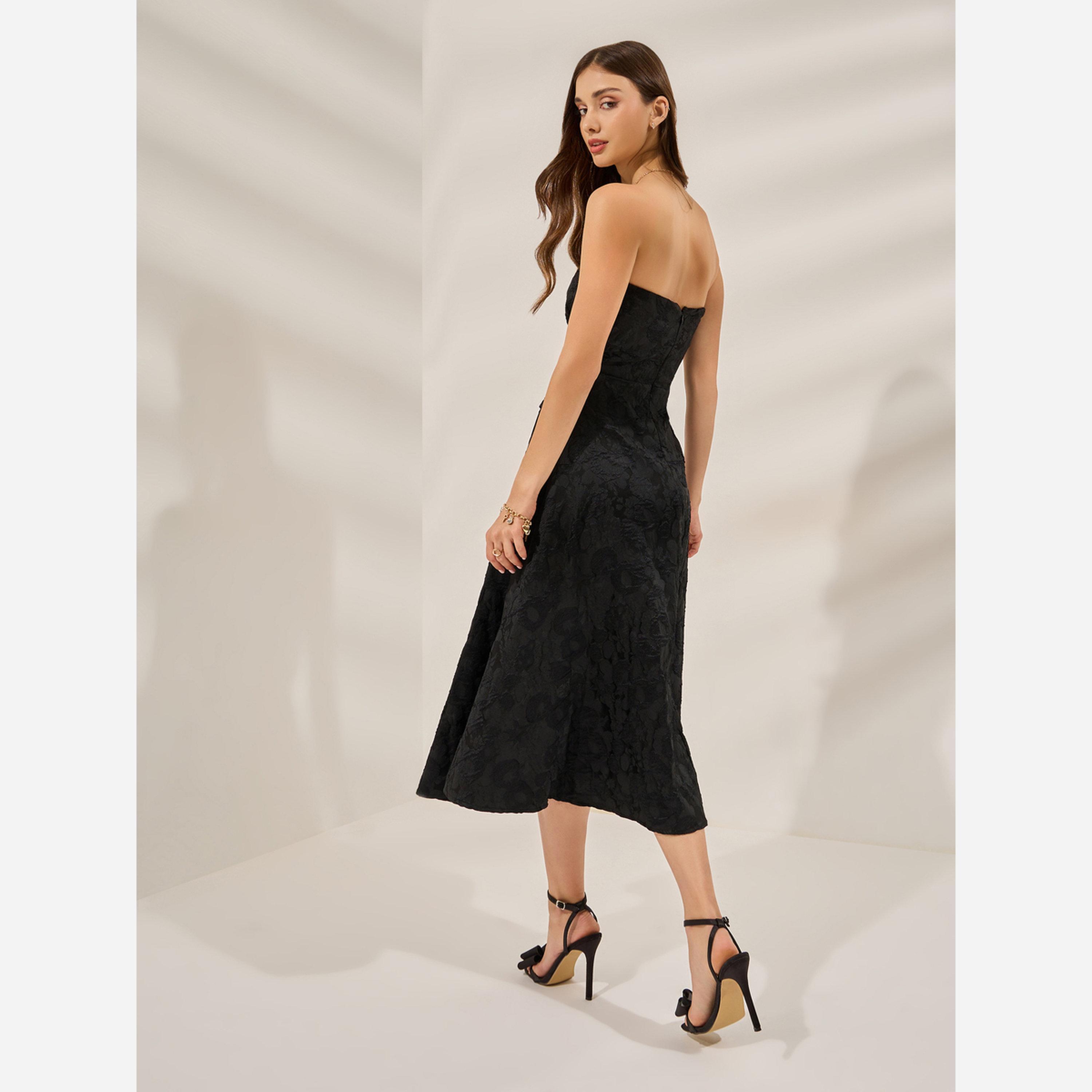 Styli Black Jacquard Pleated Bandeau Neck Midi Dress-women-clothing-dresses-image-3