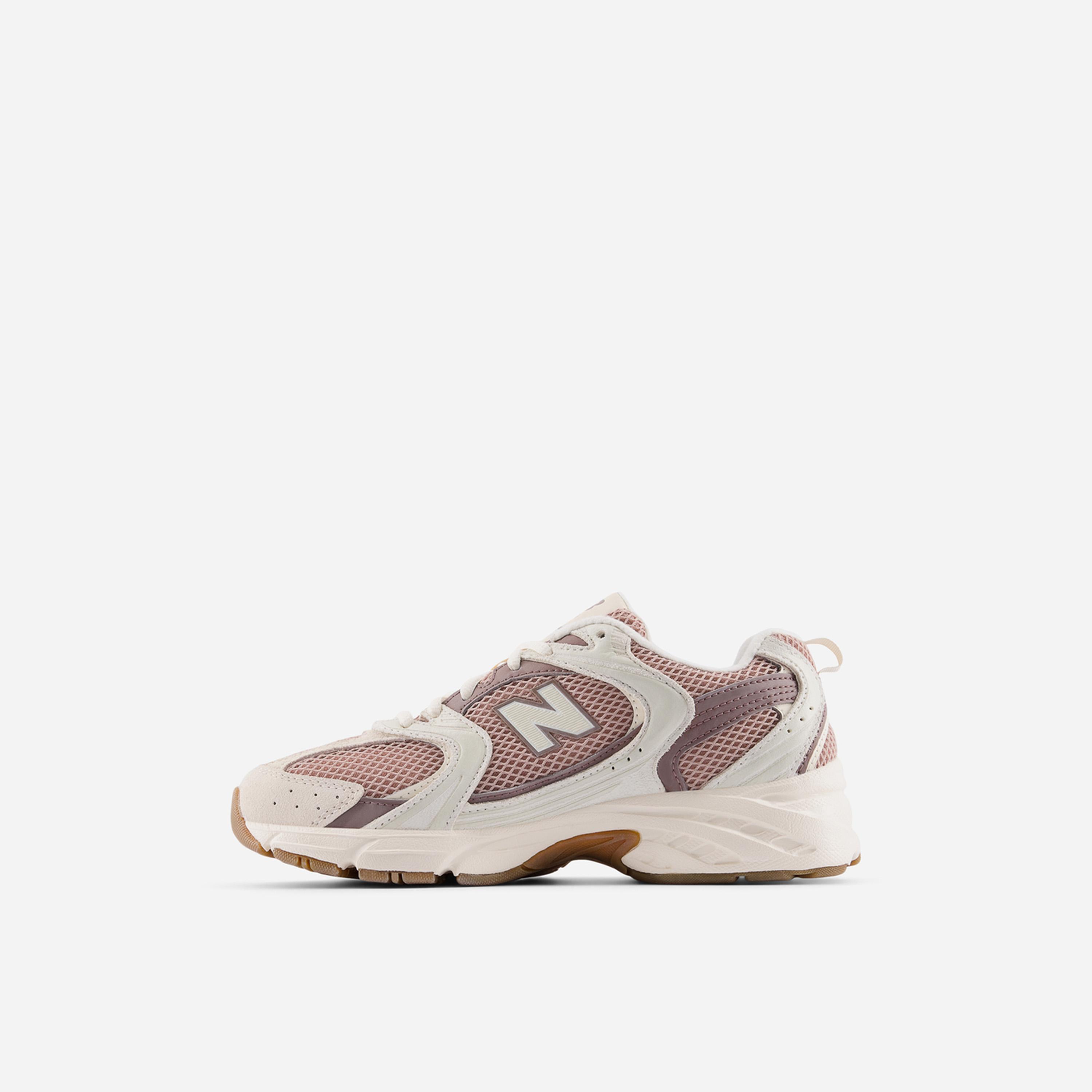 نيو بالانس - حذاء رياضي نسائي 530-women-shoes-sneakers-image-3