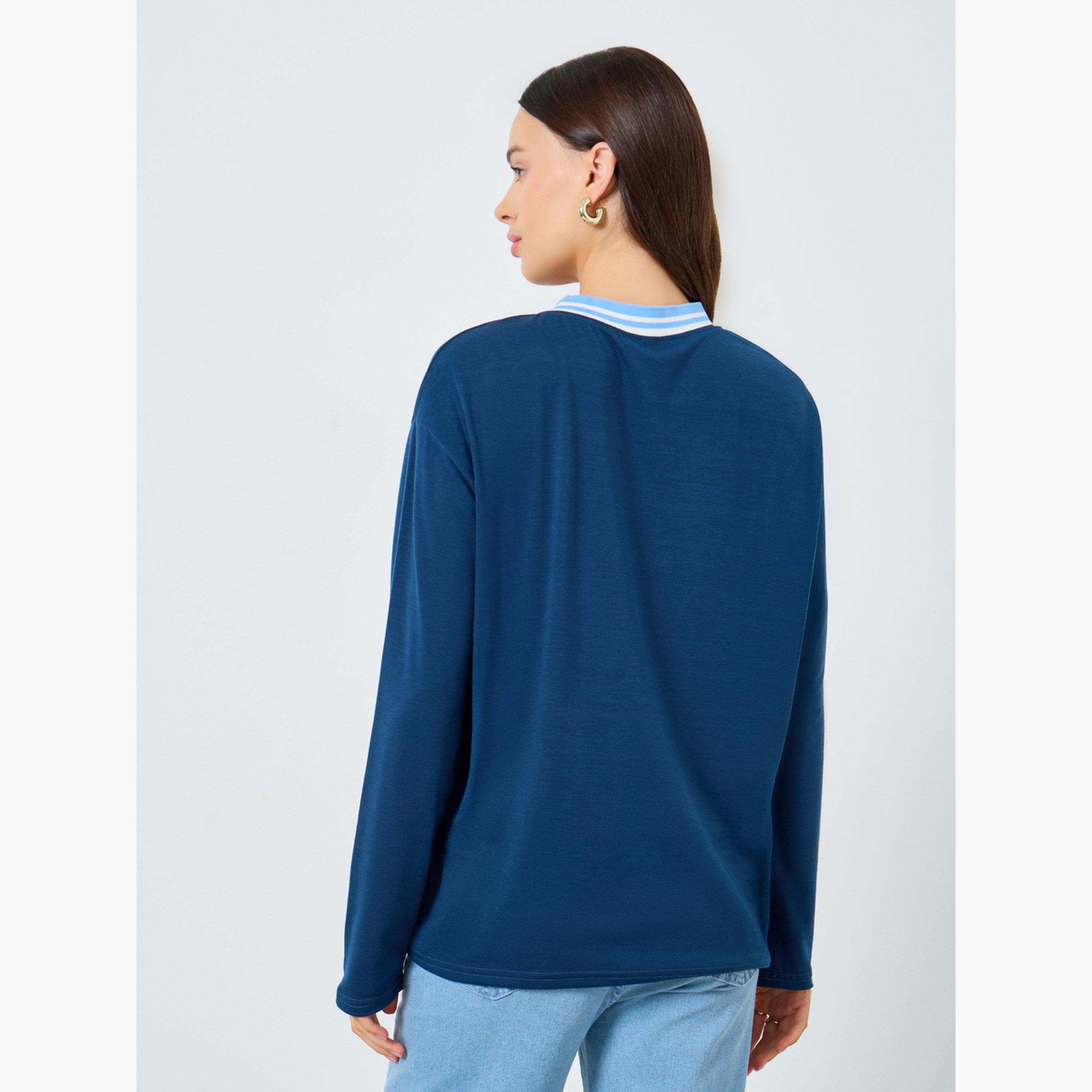 ستايلي - تي شيرت مقاس واسع بطبعة غرافيكية باللون الأزرق الداكن-women-clothing-tshirts-image-2