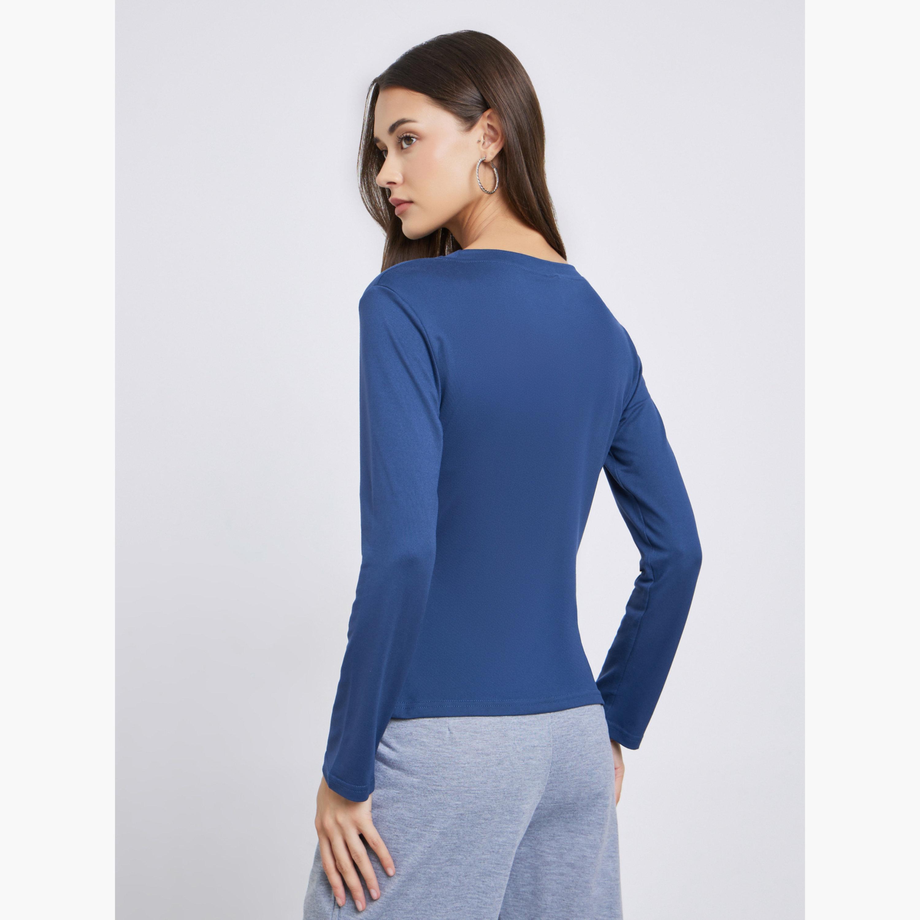 ستايلي - تي شيرت بقصّة عادية ومطرّز بفيونكة-women-clothing-tshirts-image-4