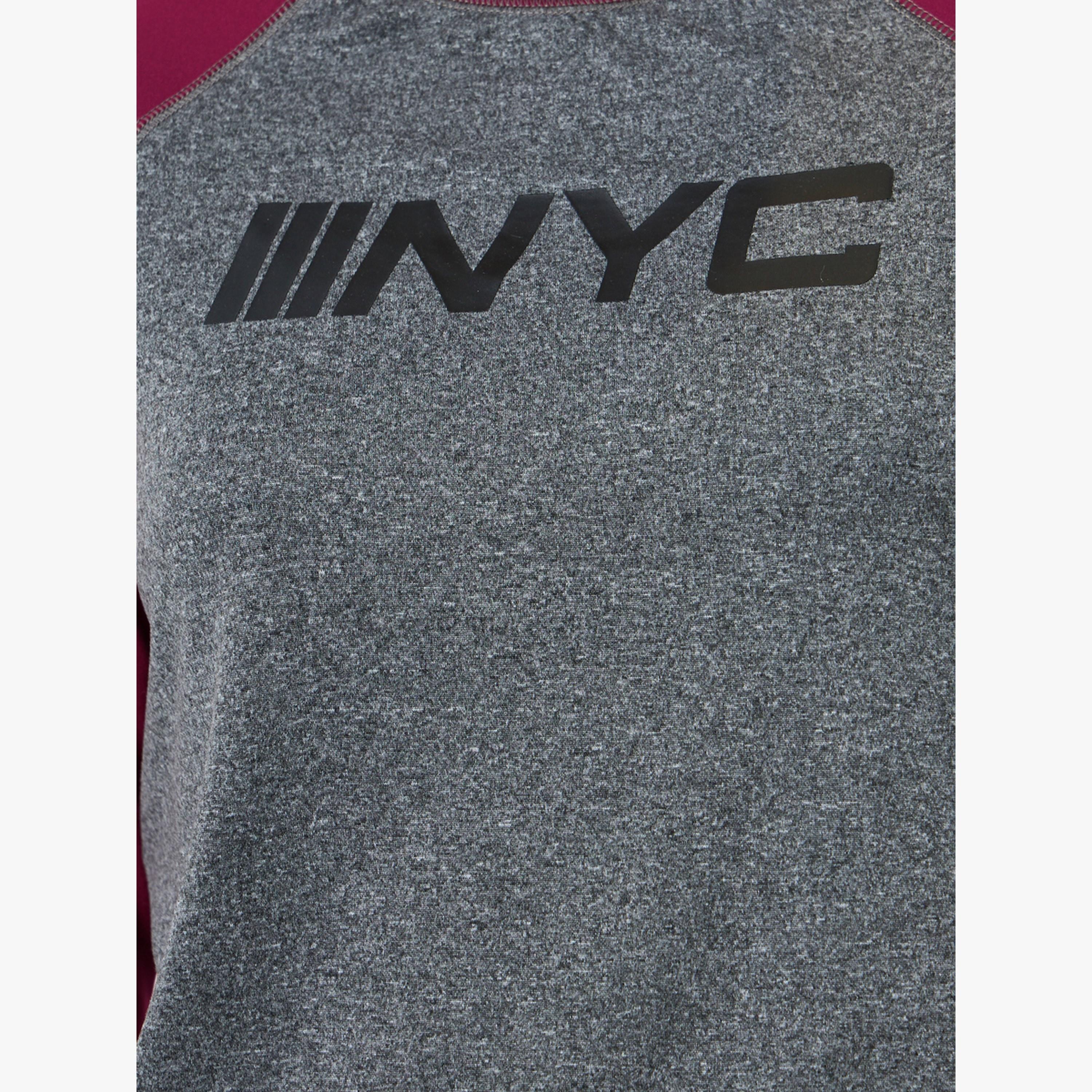 تيشيرت بطبعة كتابة وأكمام ريجلان طويلة-women-clothing-tshirts-image-4