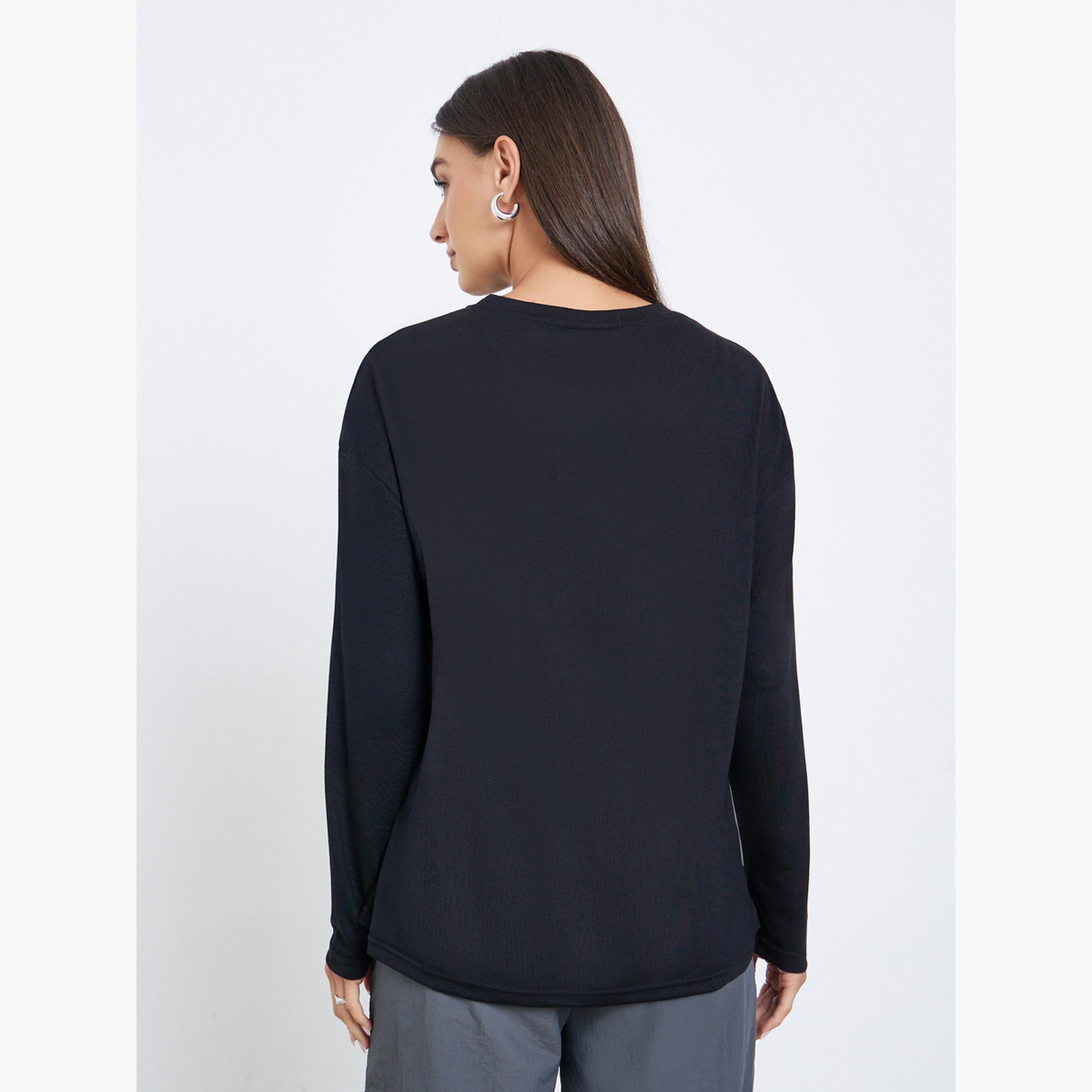ستايلي - تي شيرت أسود بأكمام طويلة ورسومات زهور-women-clothing-tshirts-image-5