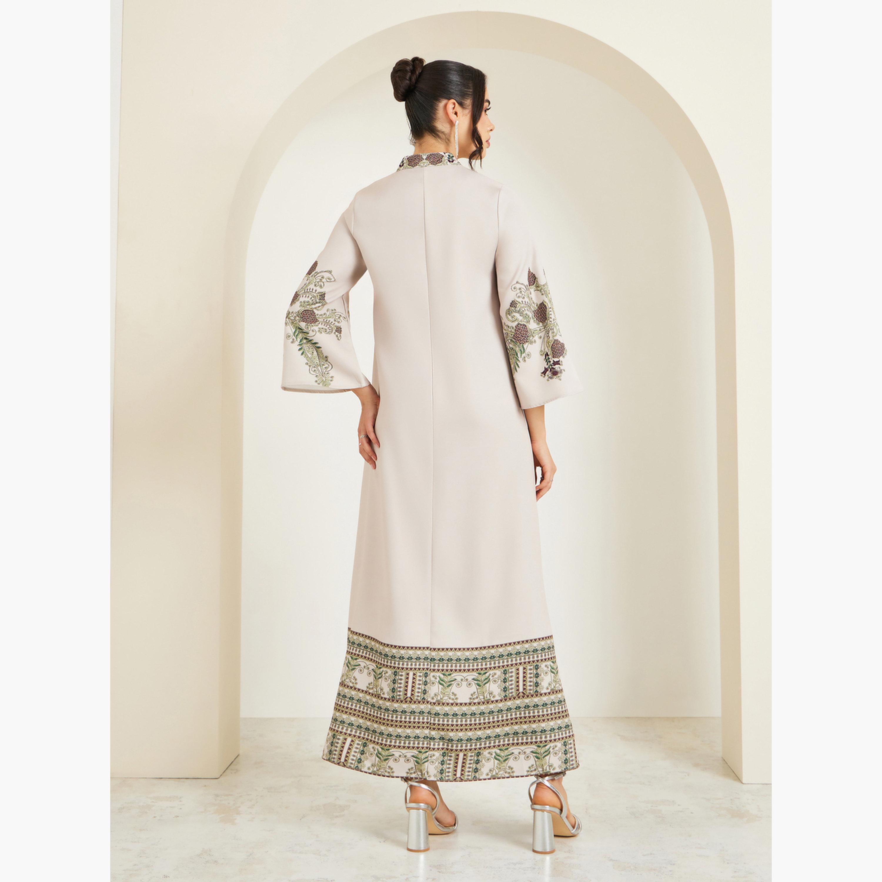 جلابية طويلة بحافة واسعة وتفاصيل مزينة-women-arabicclothing-jalabiyas-image-5