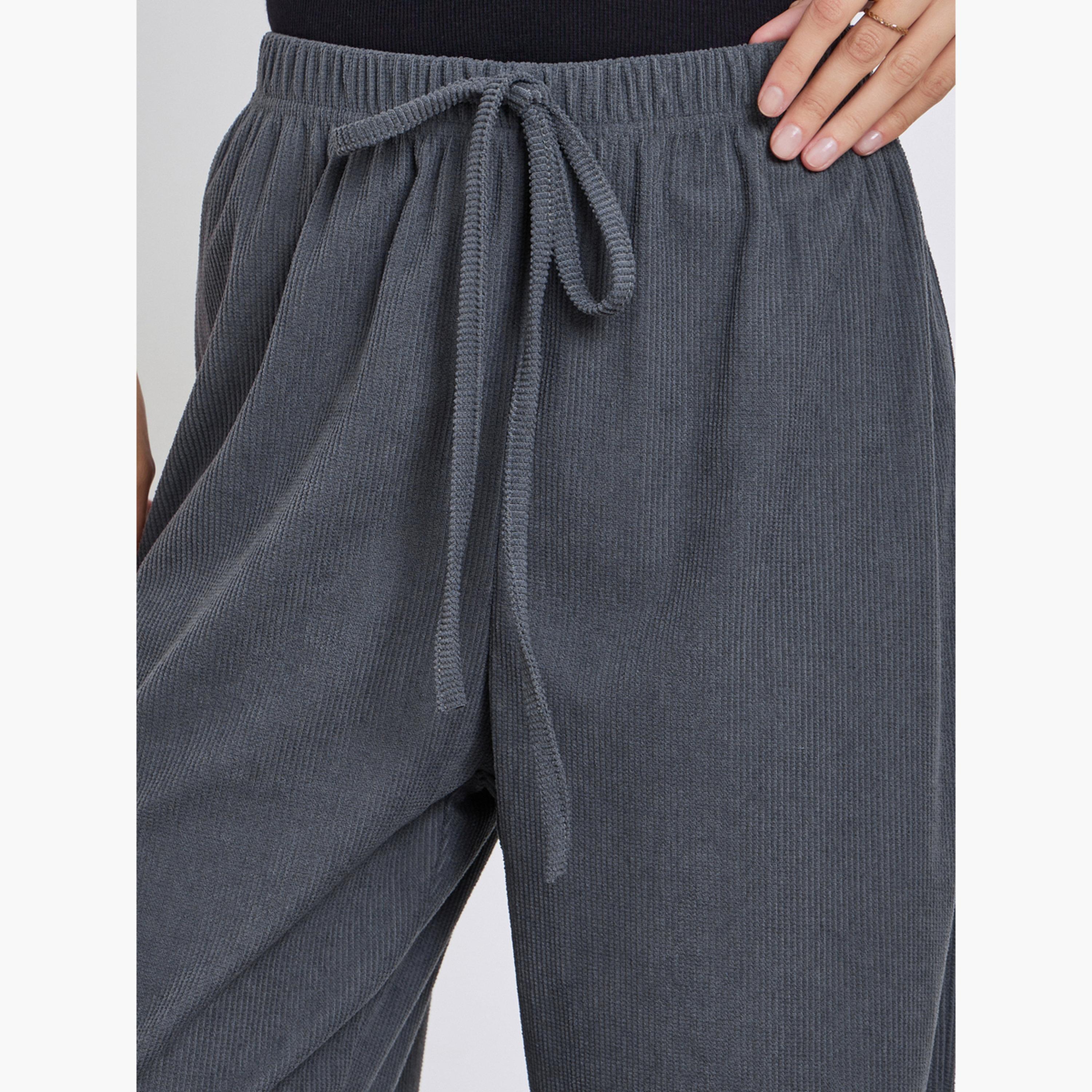 ستايلي - بنطال رمادي واسع الساق من قماش مخملي-women-clothing-bottoms-trousers-image-3