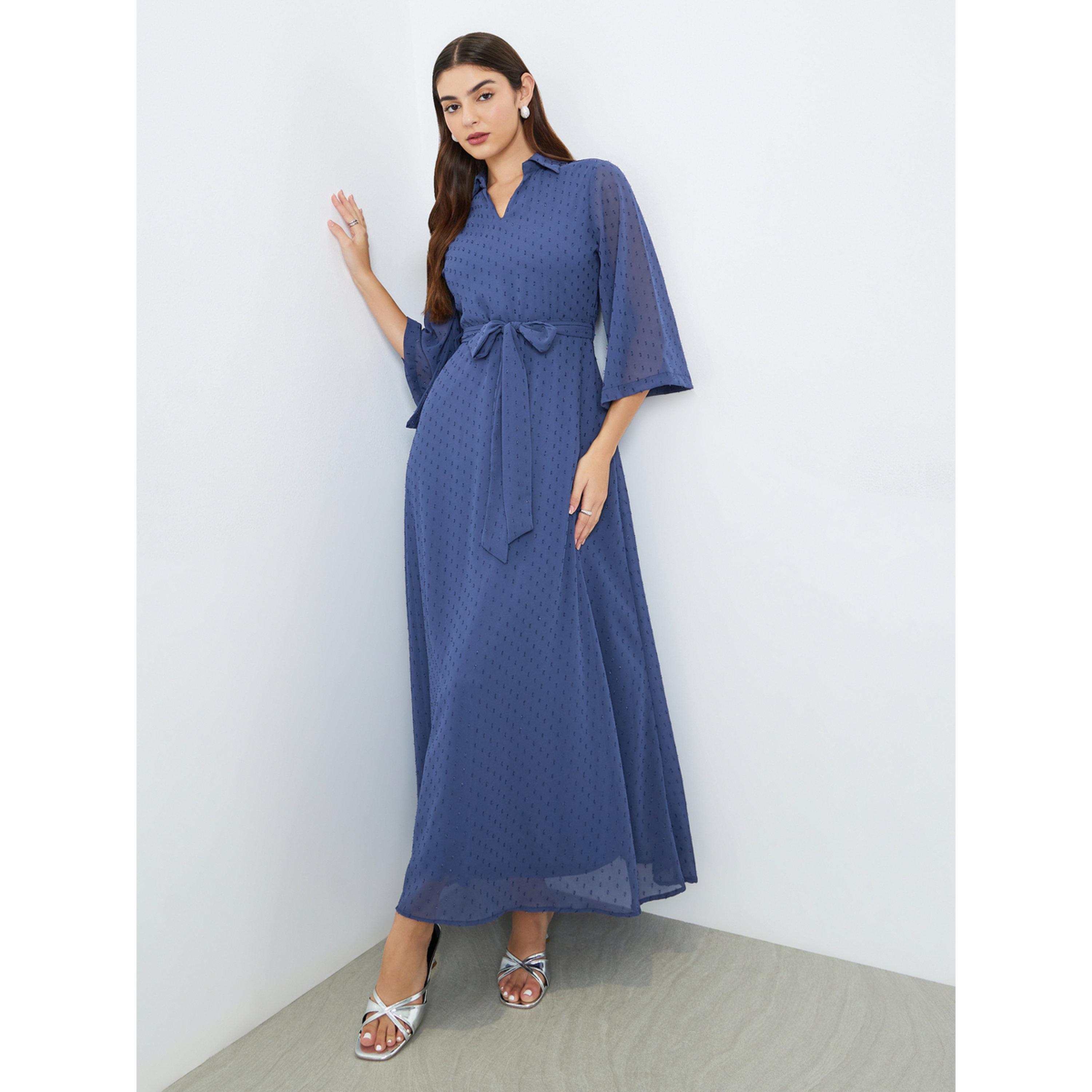 فستان طويل بياقة وتفاصيل بارزة الملمس-women-clothing-dresses-image-3
