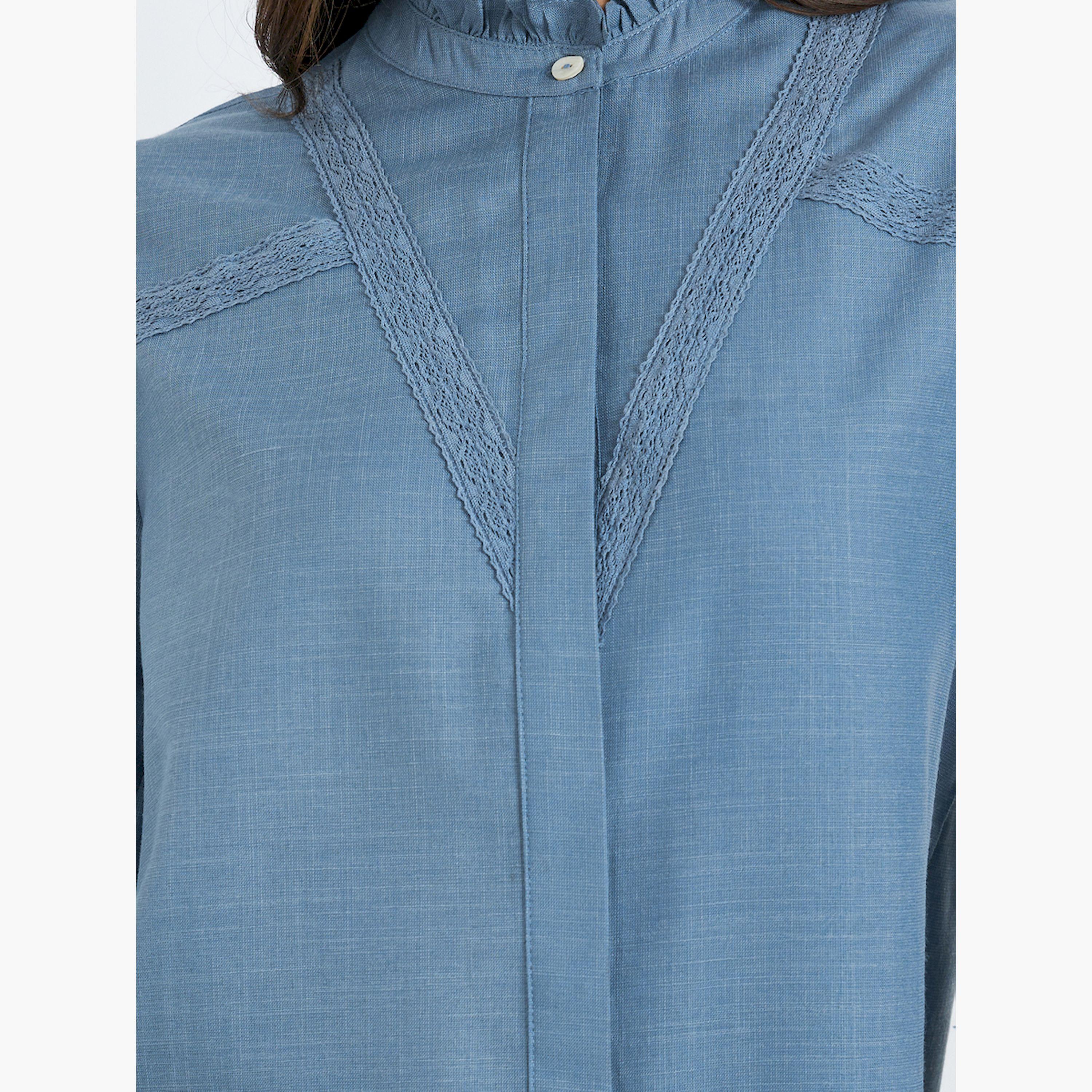 بلوزة بتفاصيل دانتيل-women-clothing-shirtsandblouses-blouses-image-4